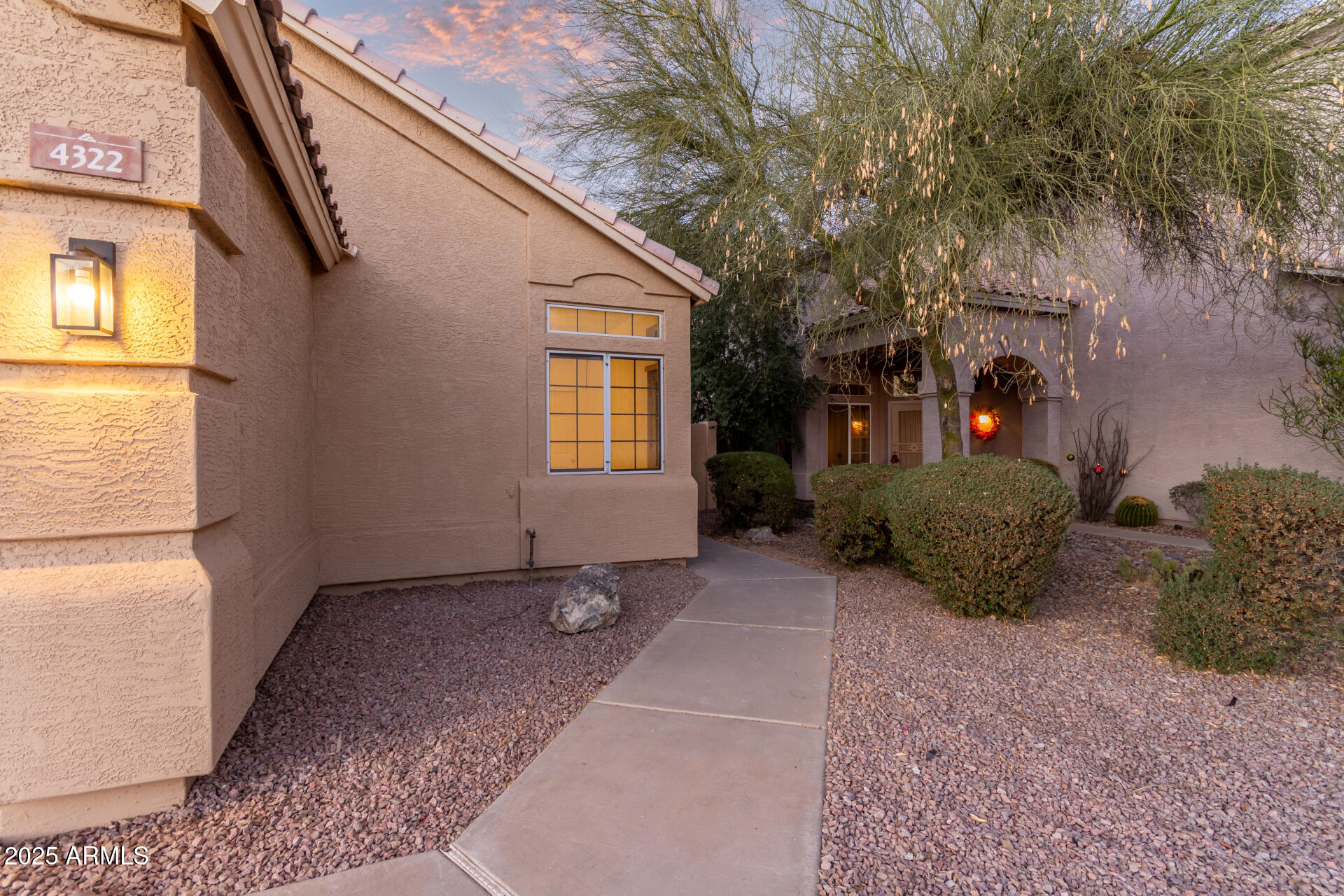 4322 E SOUTH FORK Drive