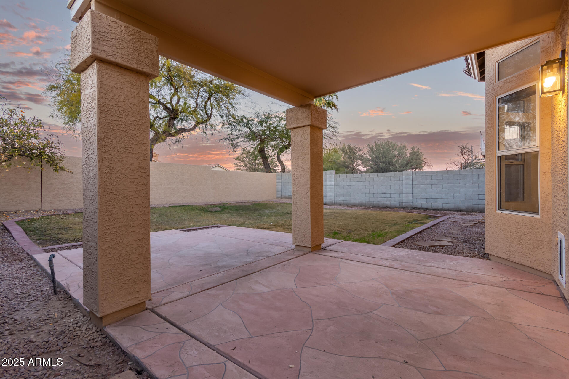 4322 E SOUTH FORK Drive