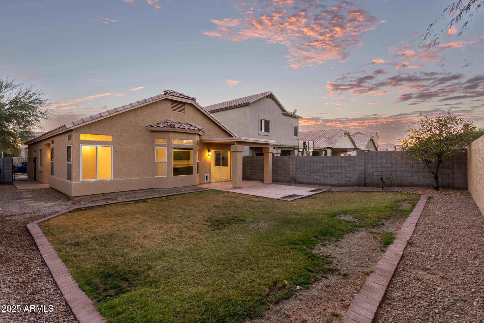 4322 E SOUTH FORK Drive