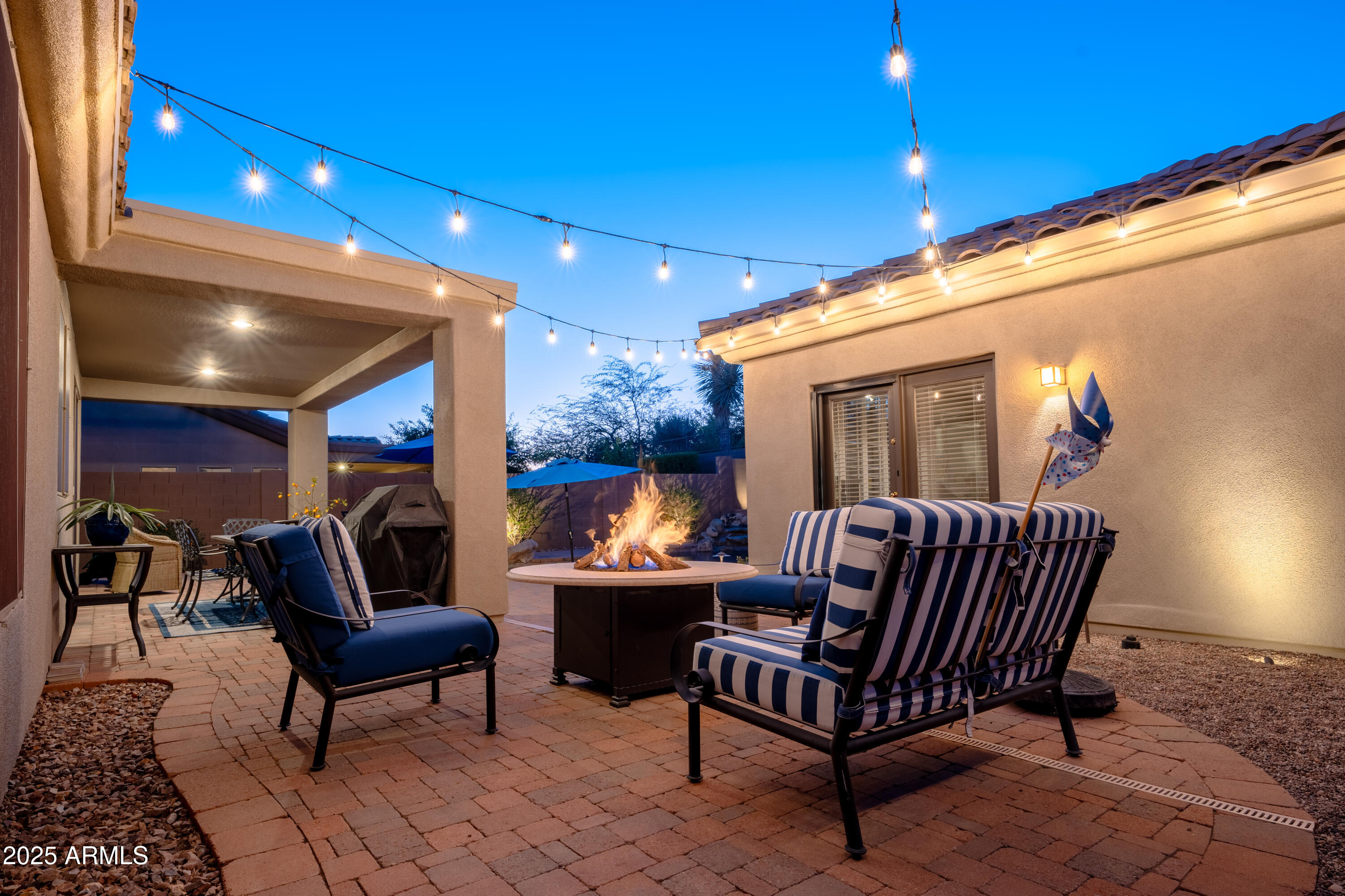 41226 N ROLLING GREEN Way