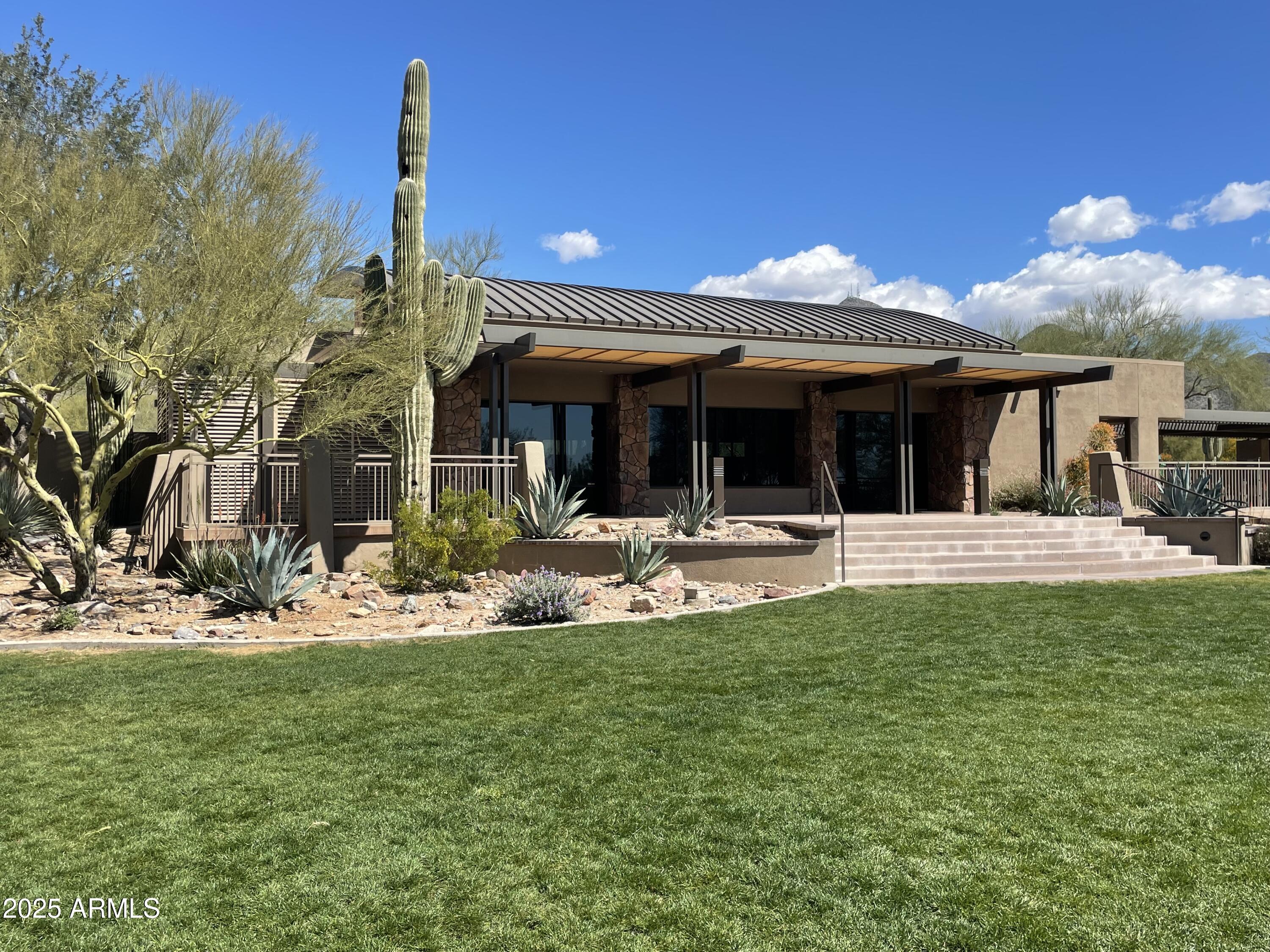 11509 E BECK Lane