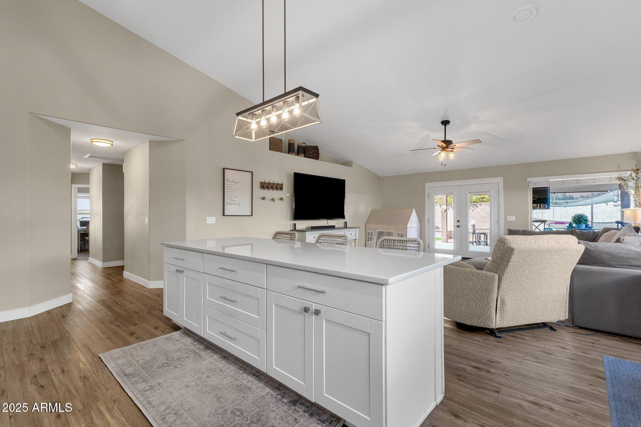 3844 W MISTY WILLOW Lane