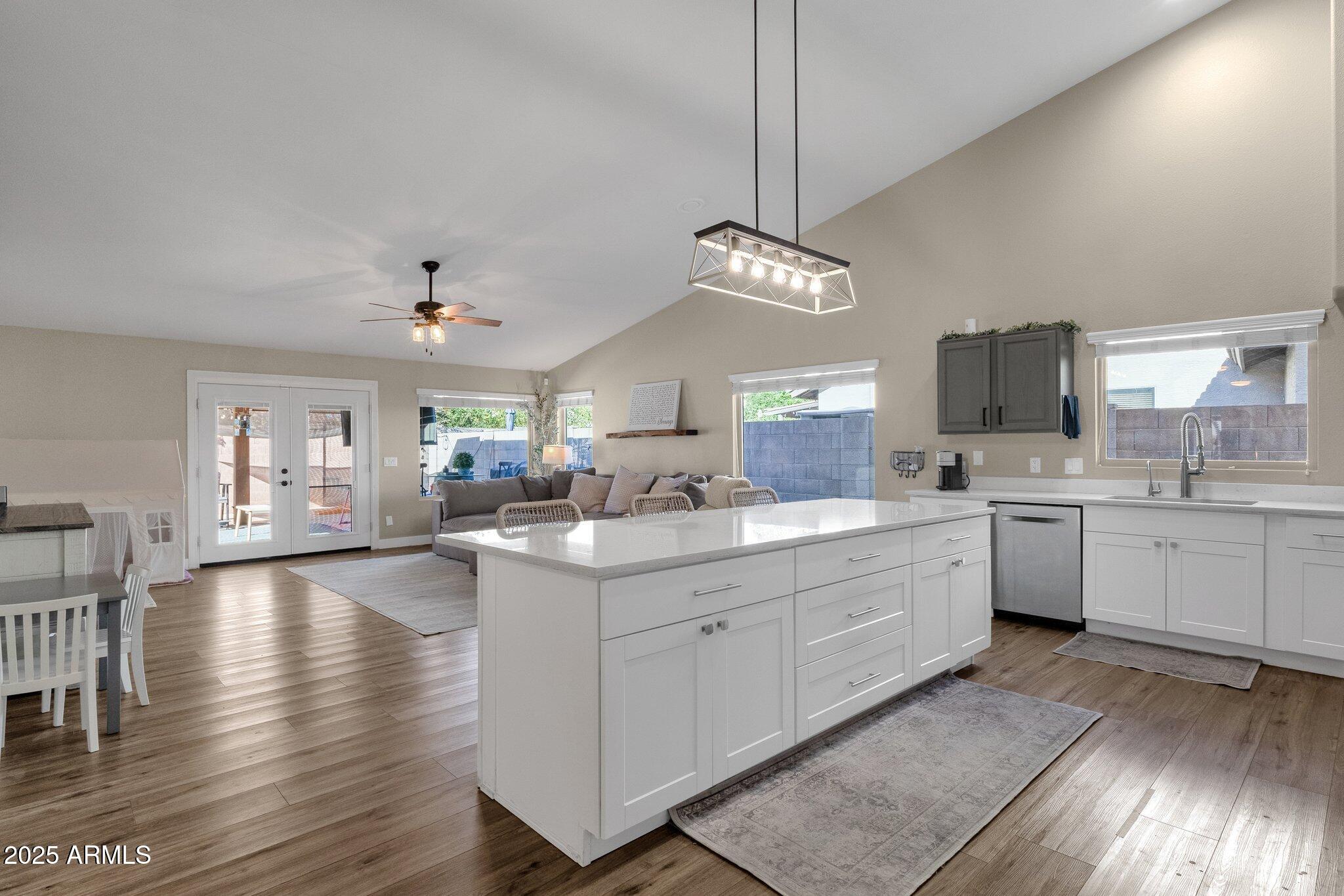 3844 W MISTY WILLOW Lane