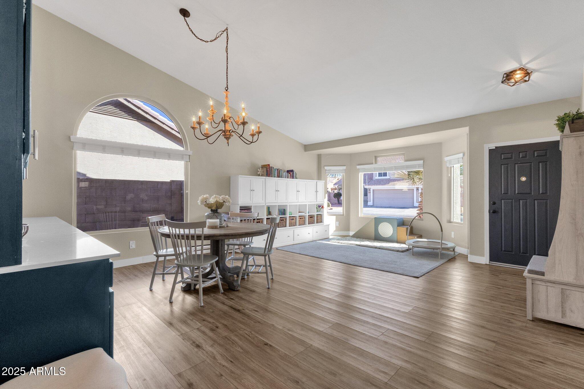 3844 W MISTY WILLOW Lane