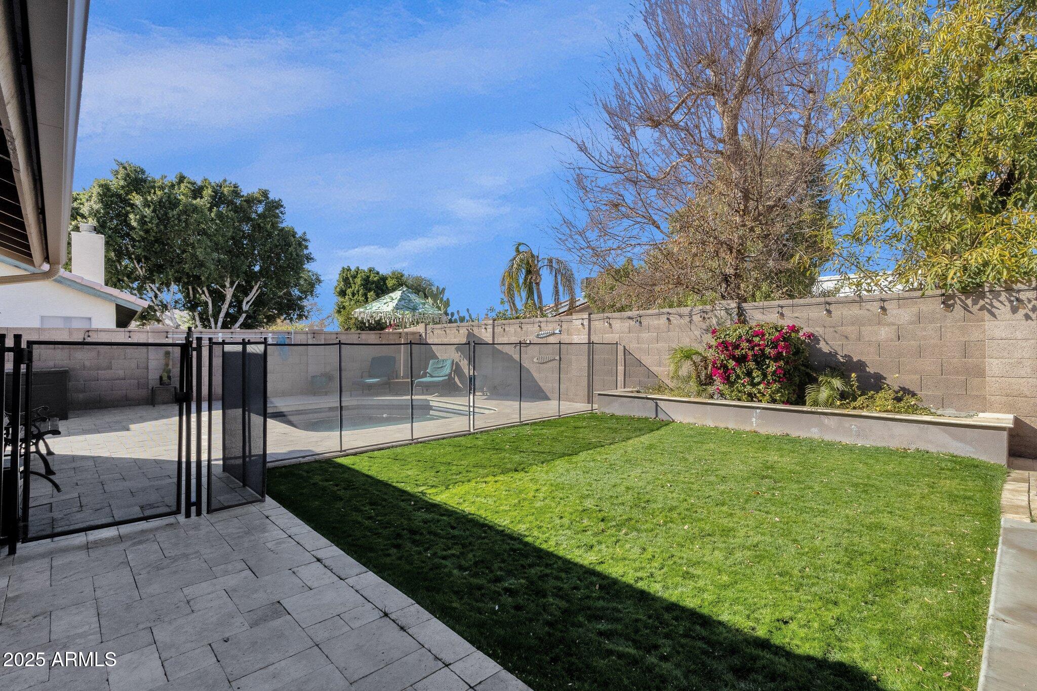 3844 W MISTY WILLOW Lane