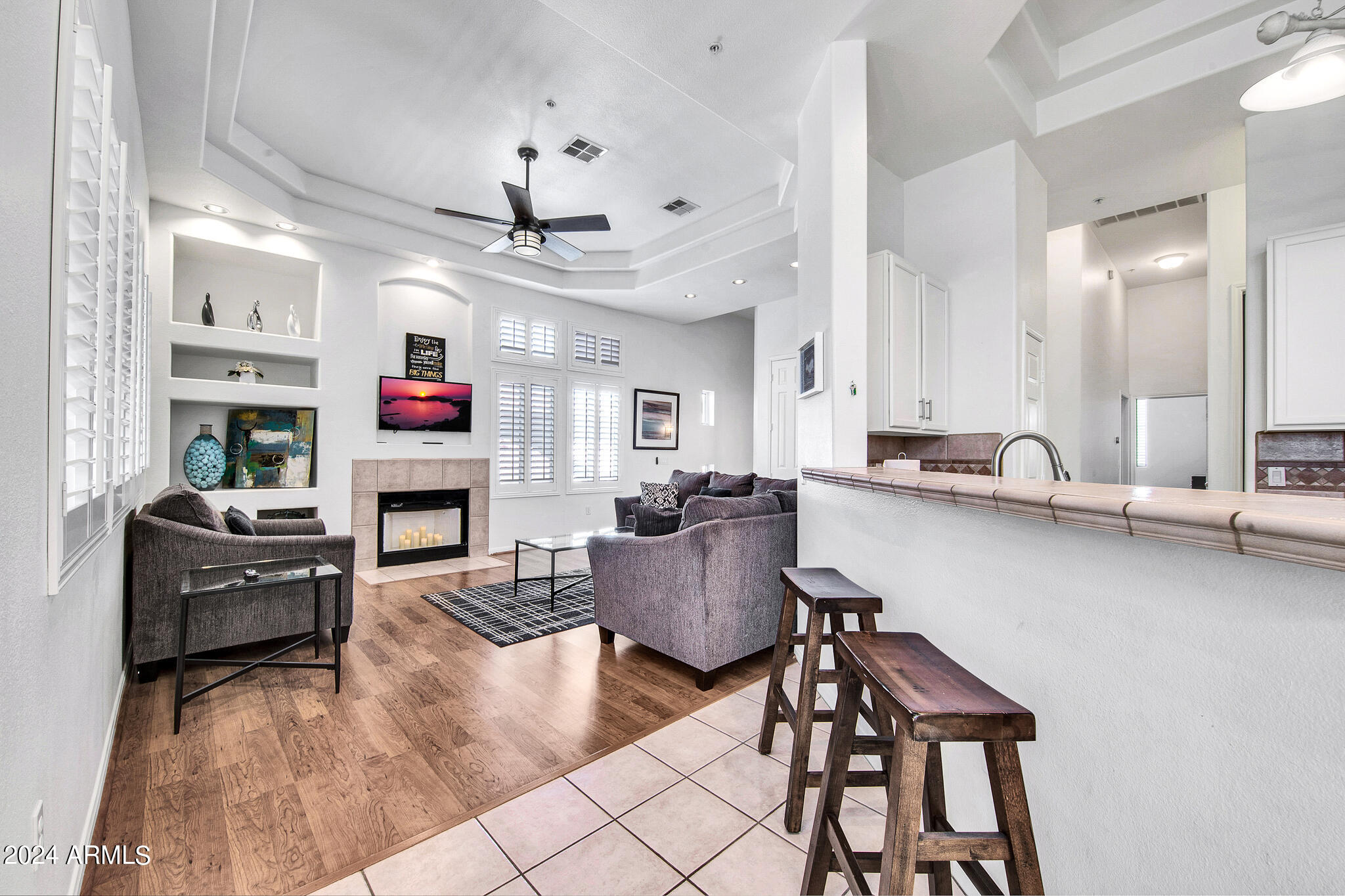 8245 E BELL Road 209