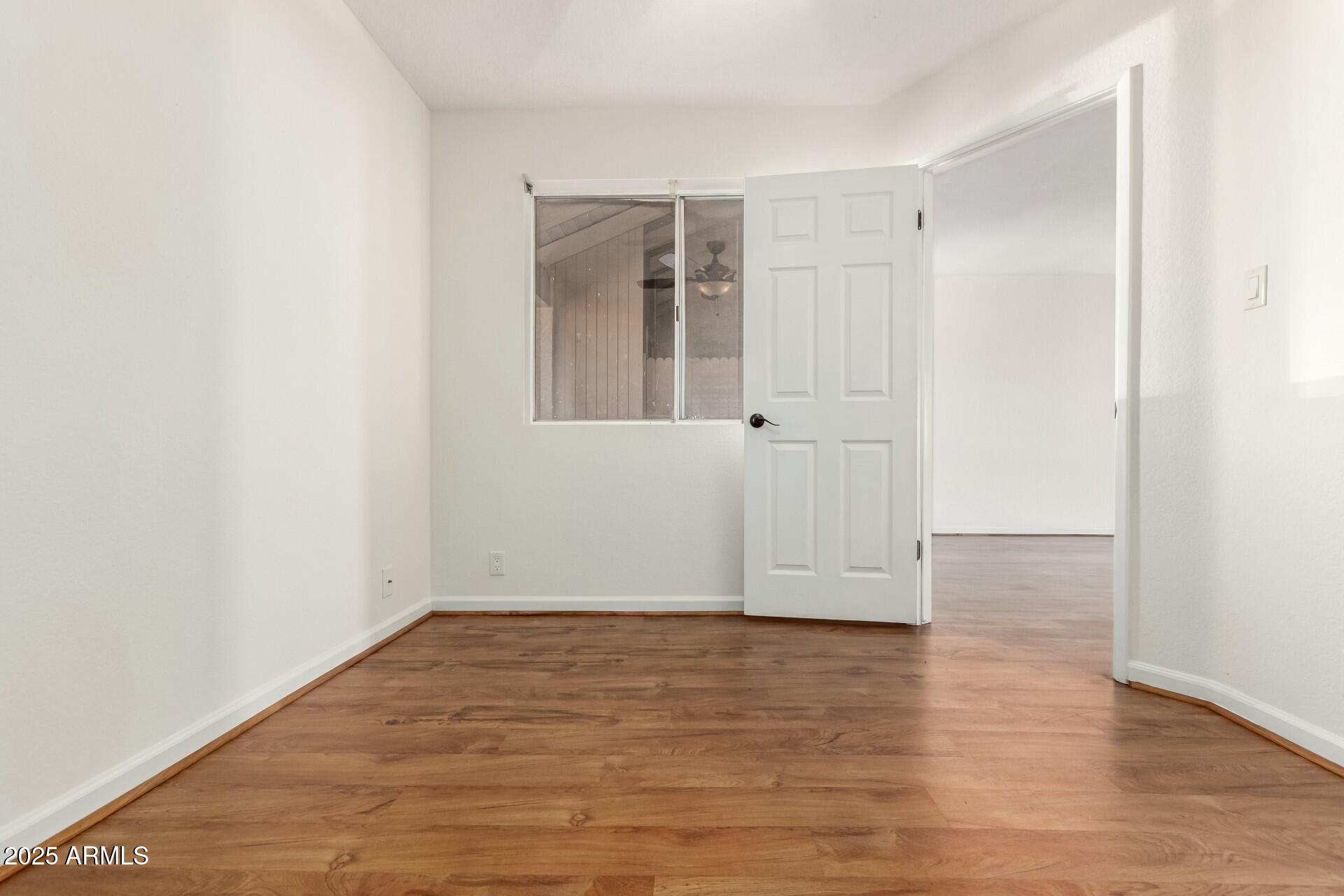 501 W HONONEGH Drive 2