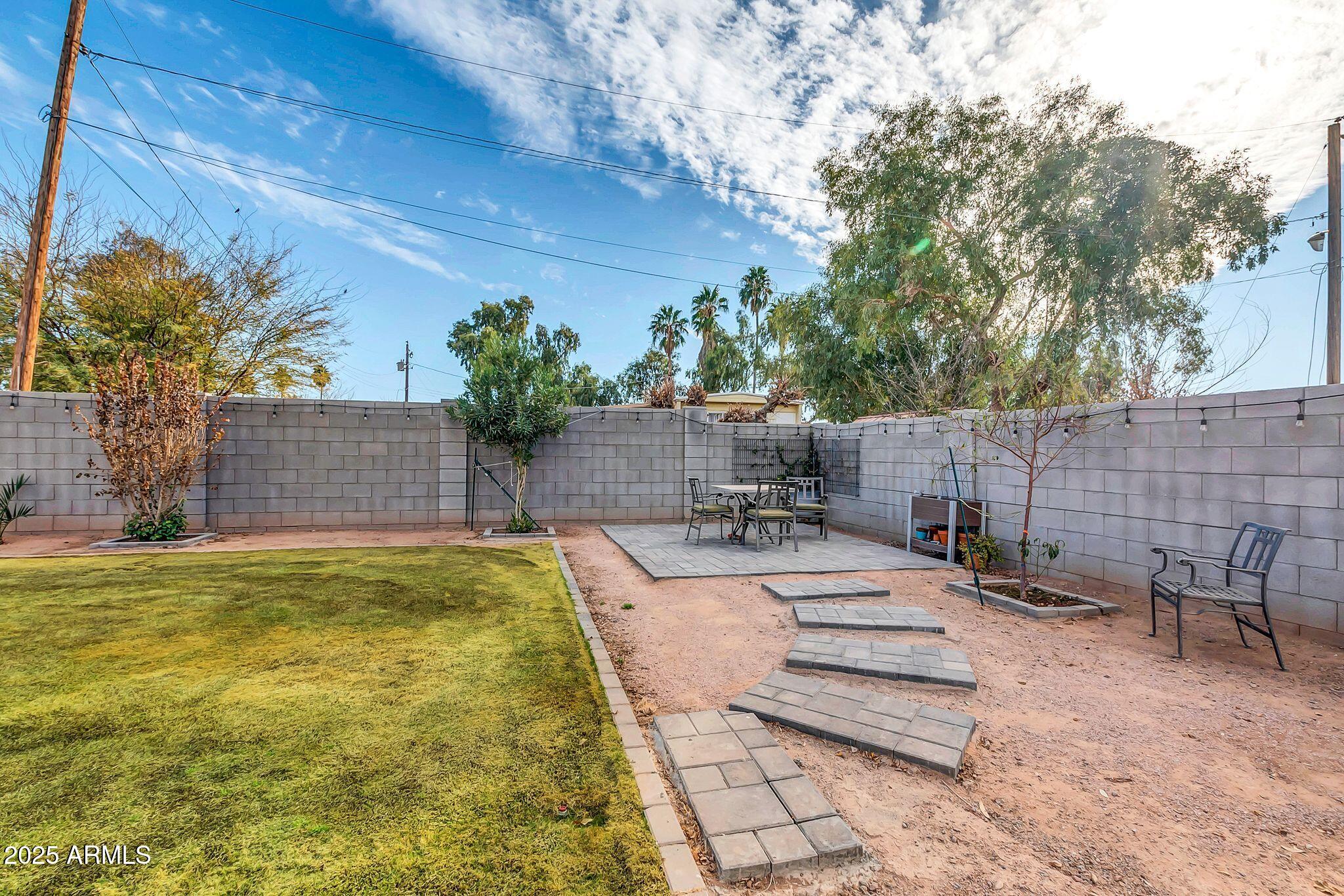 1291 E LA FORTUNA Court