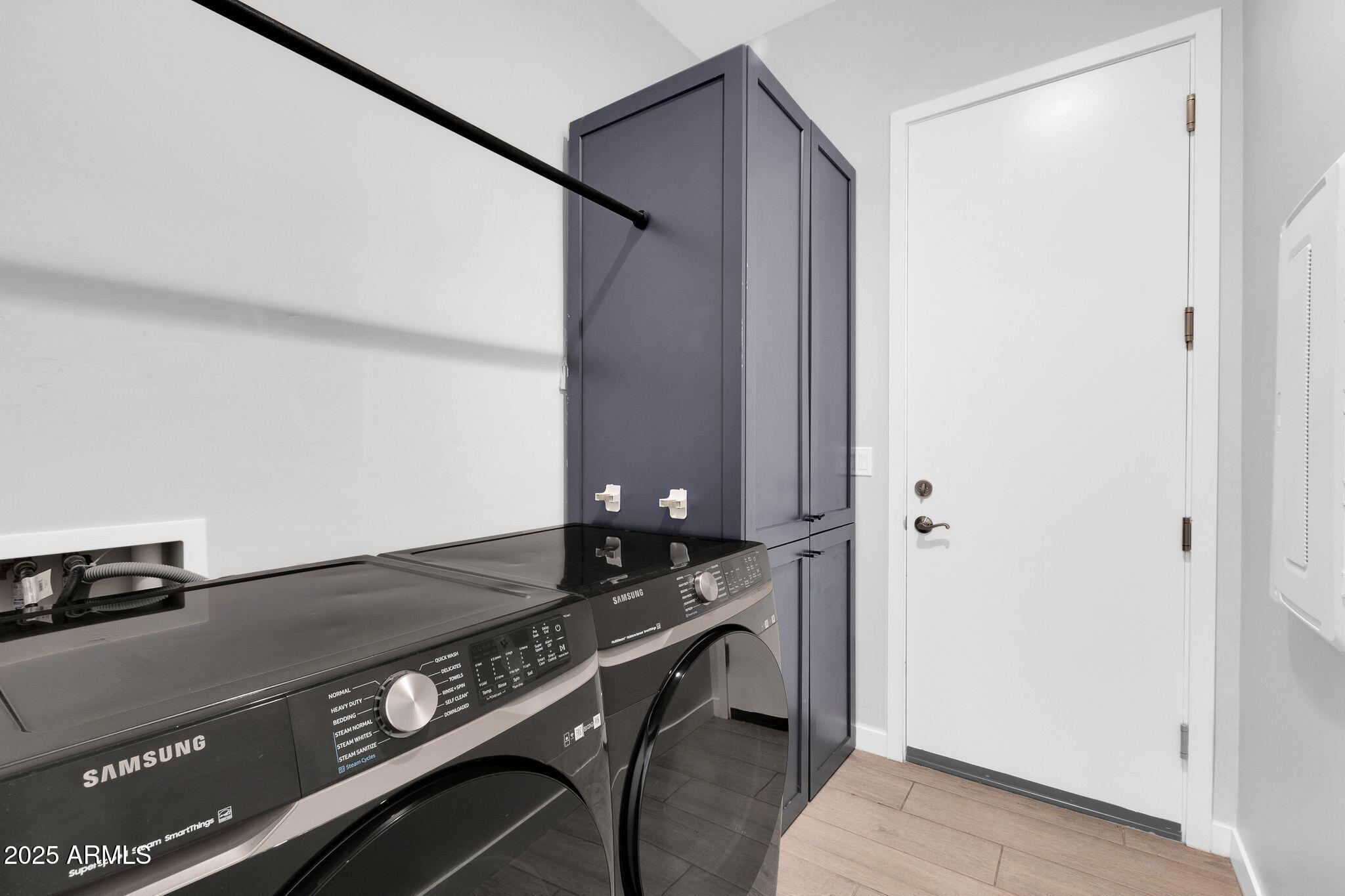 1291 E LA FORTUNA Court