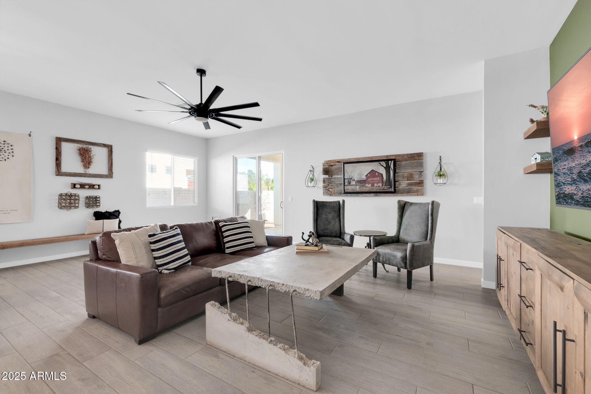 1291 E LA FORTUNA Court