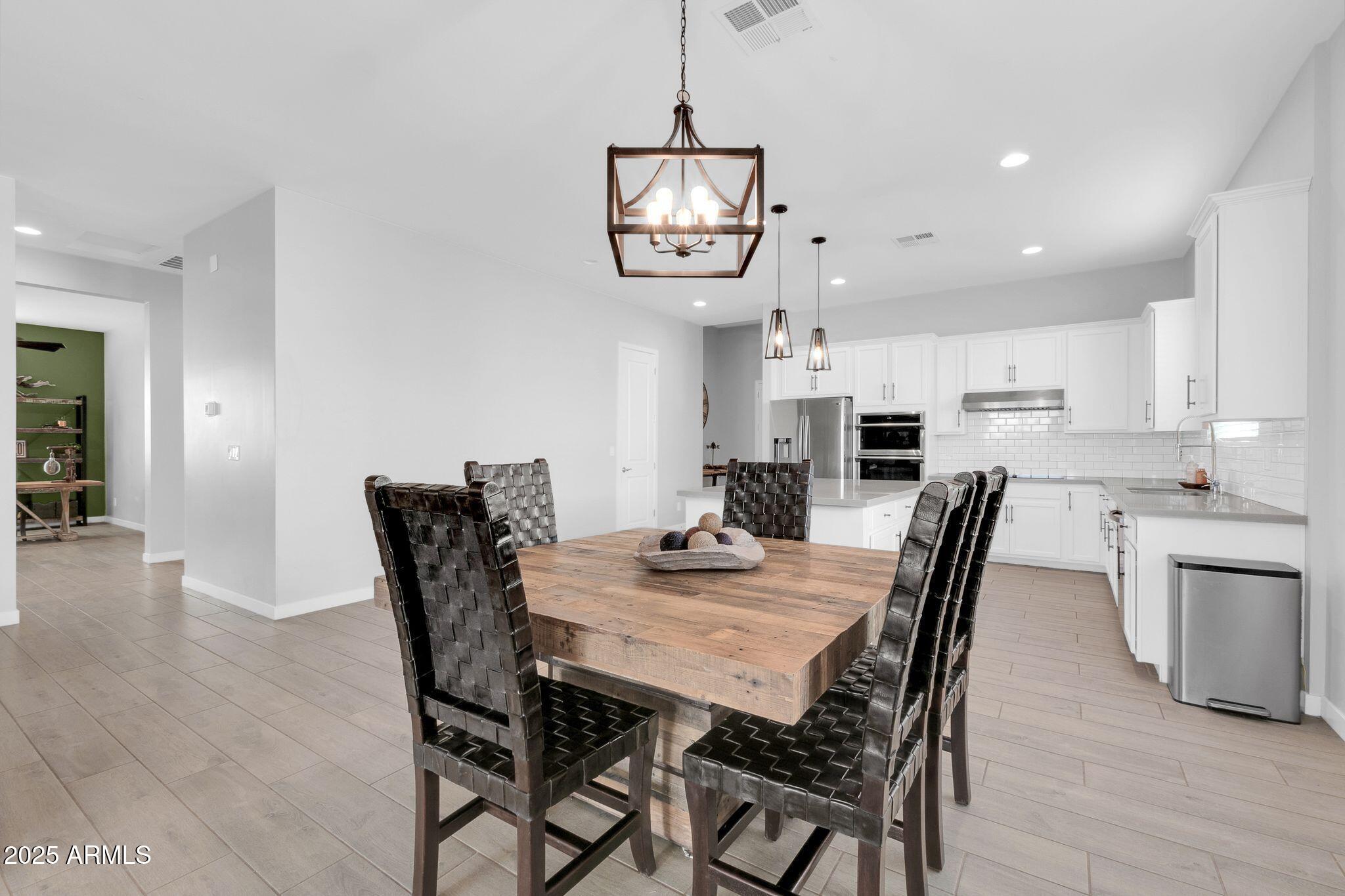 1291 E LA FORTUNA Court