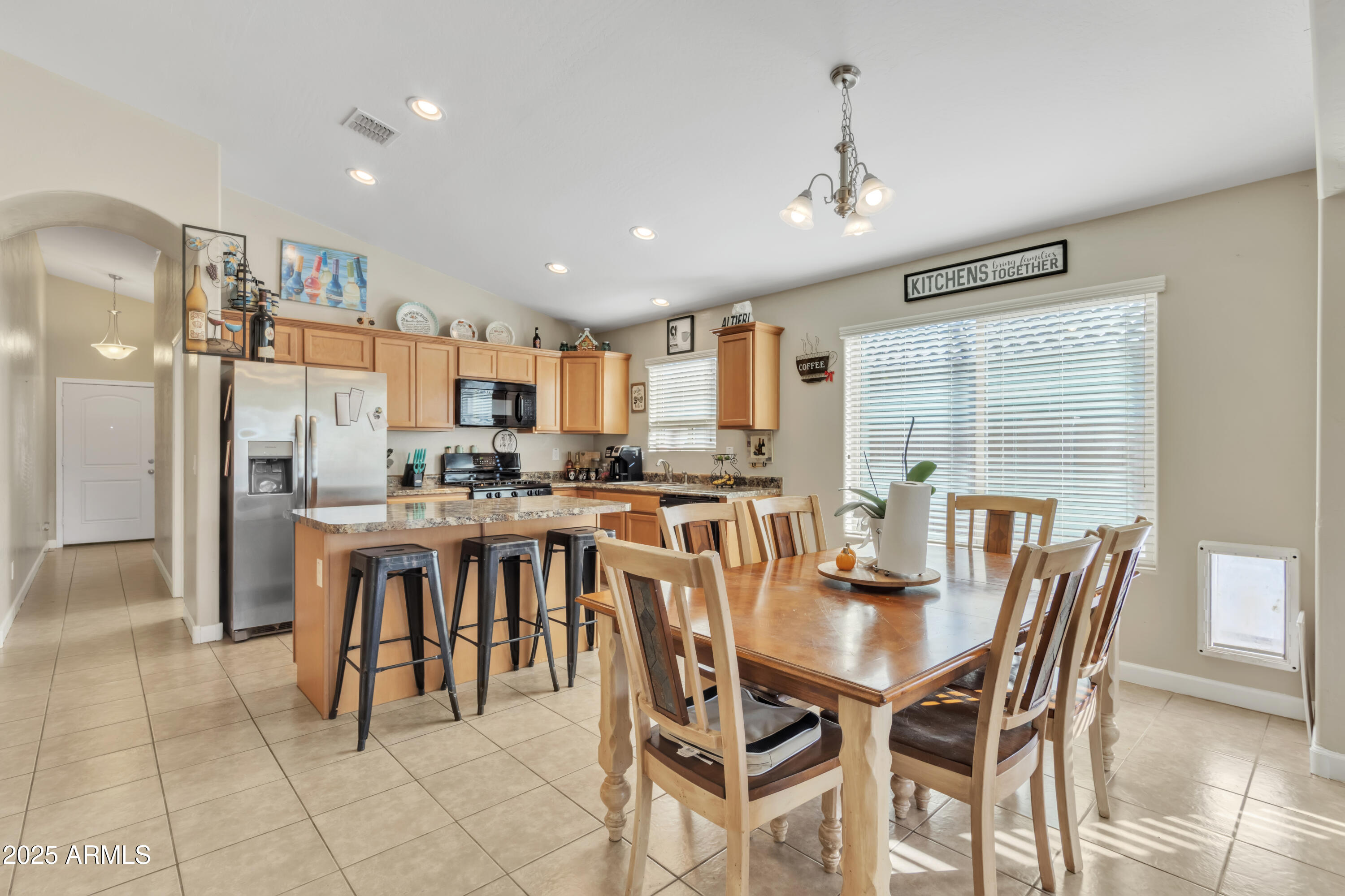 5653 E ATHENA Road
