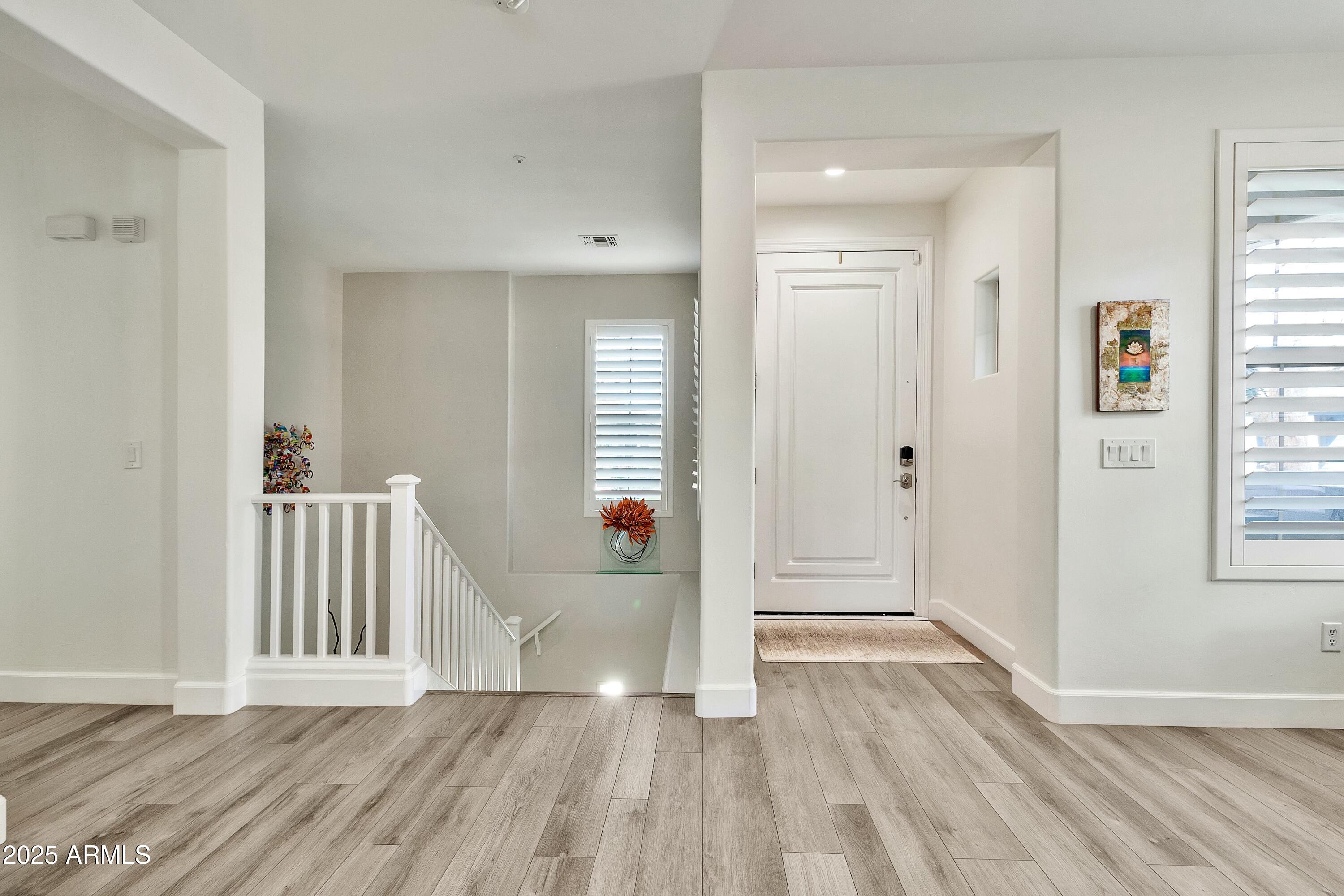 2861 E CAMELLIA Drive