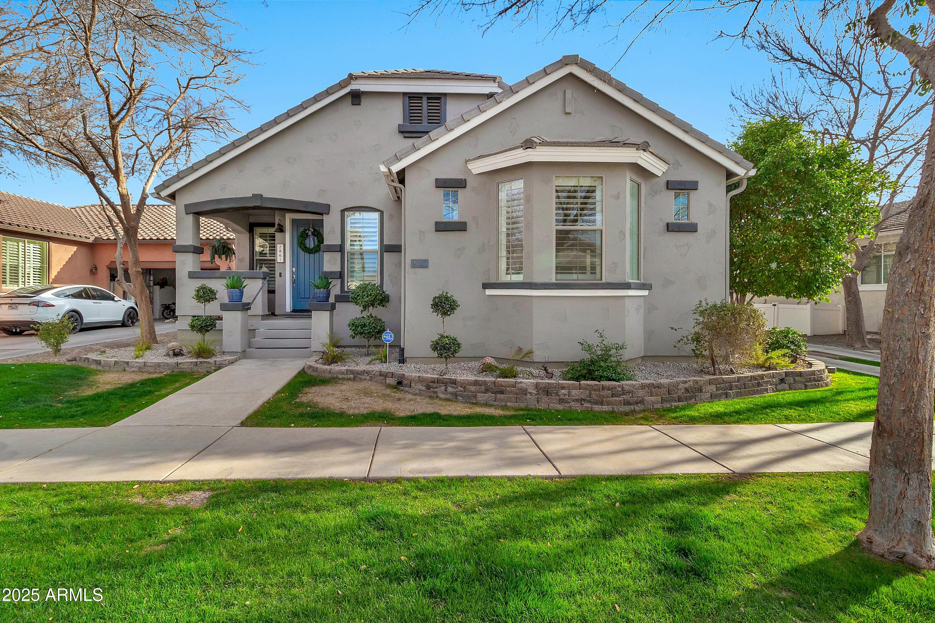 2861 E CAMELLIA Drive