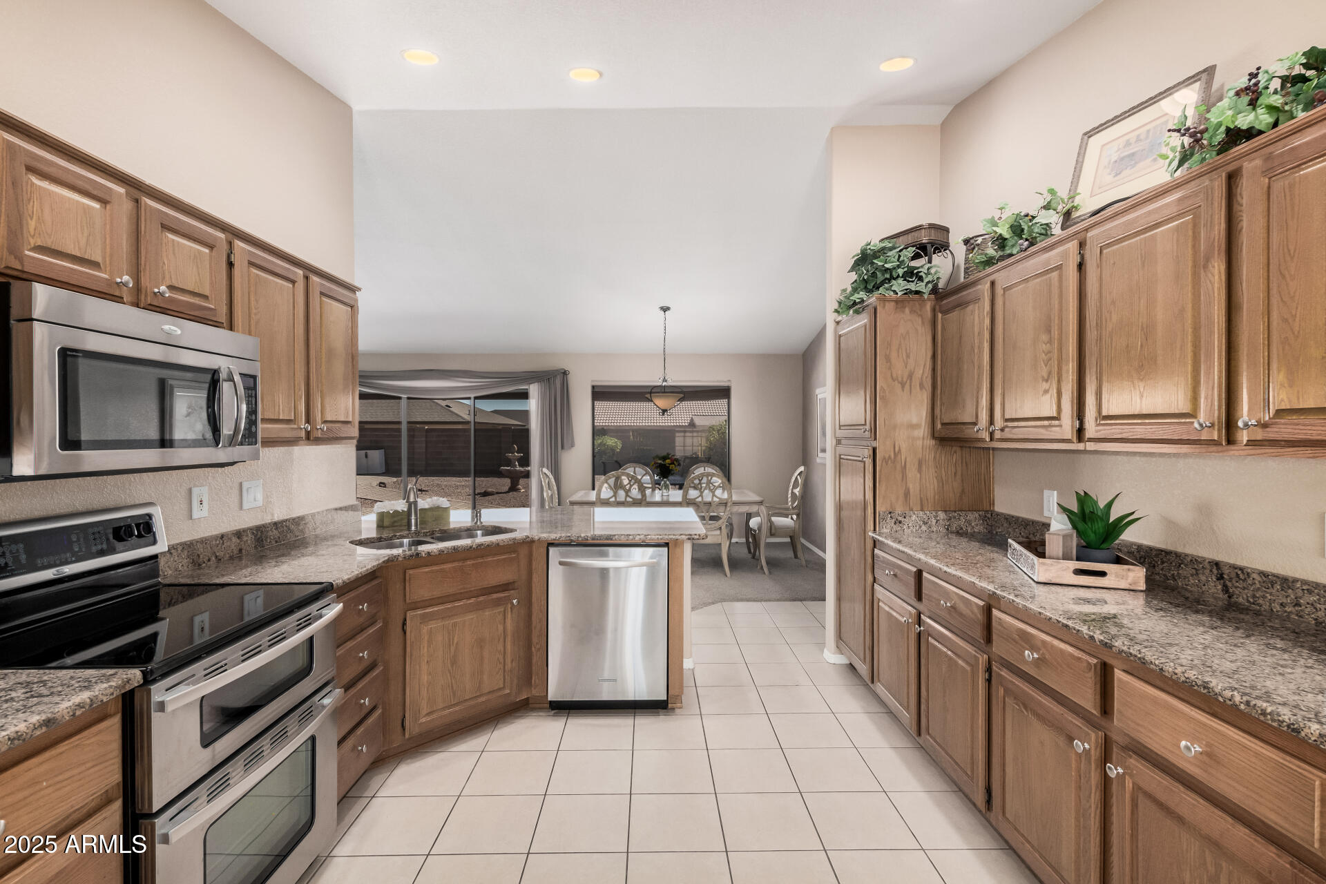 11525 E LAGUNA AZUL Circle