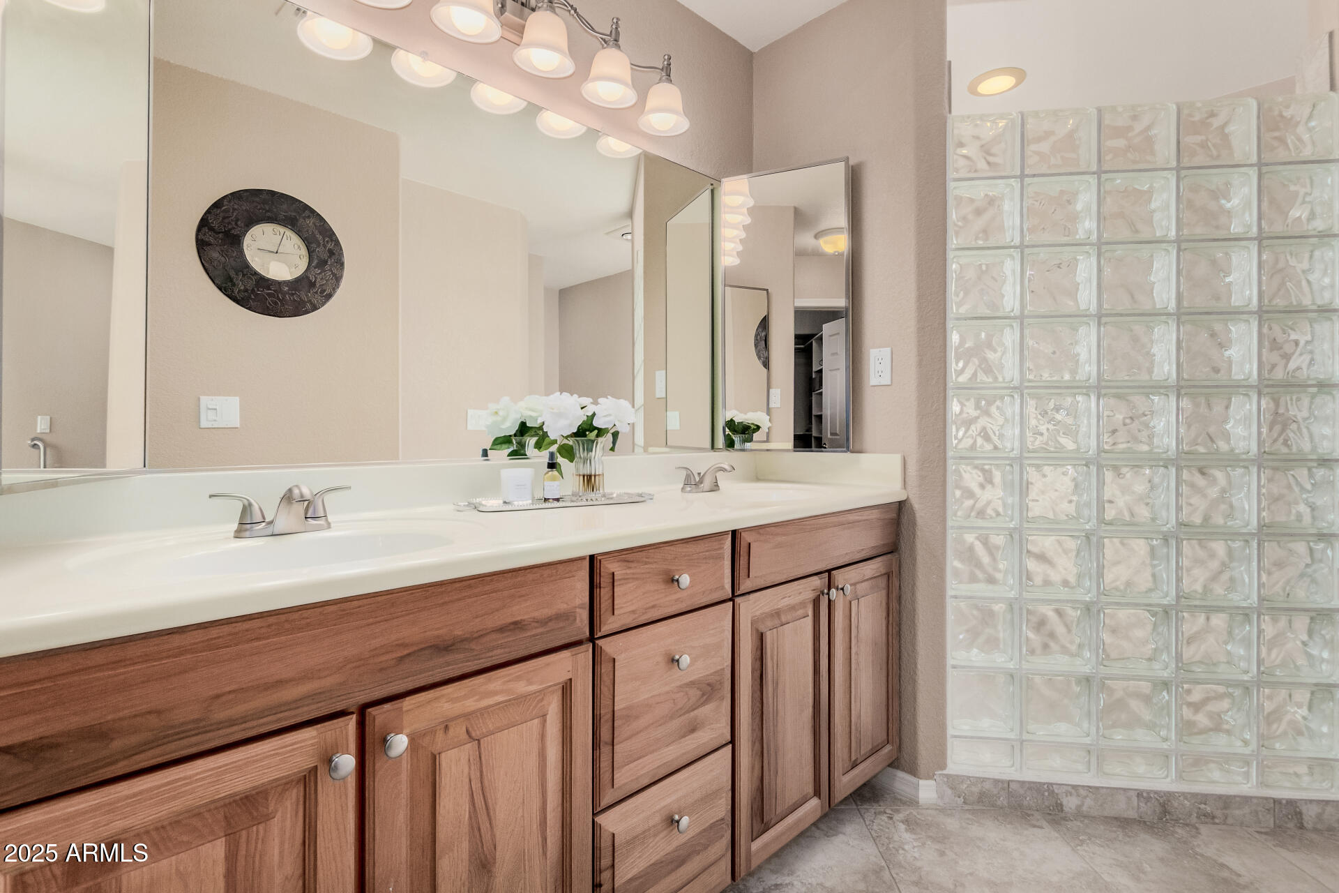 11525 E LAGUNA AZUL Circle