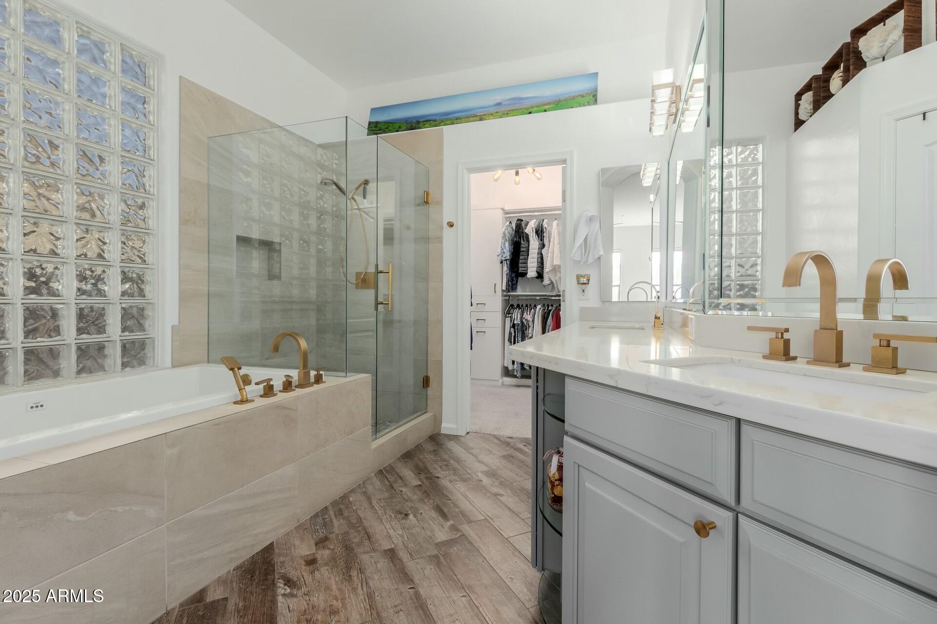 14741 E Mountain Majesty