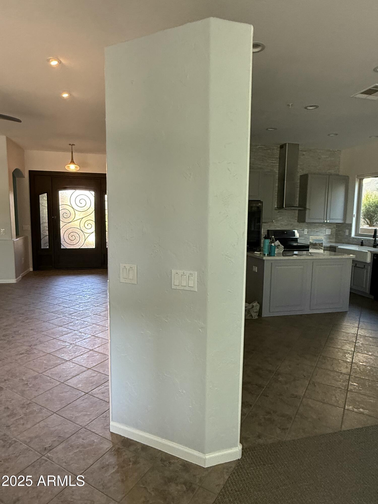 14741 E Mountain Majesty