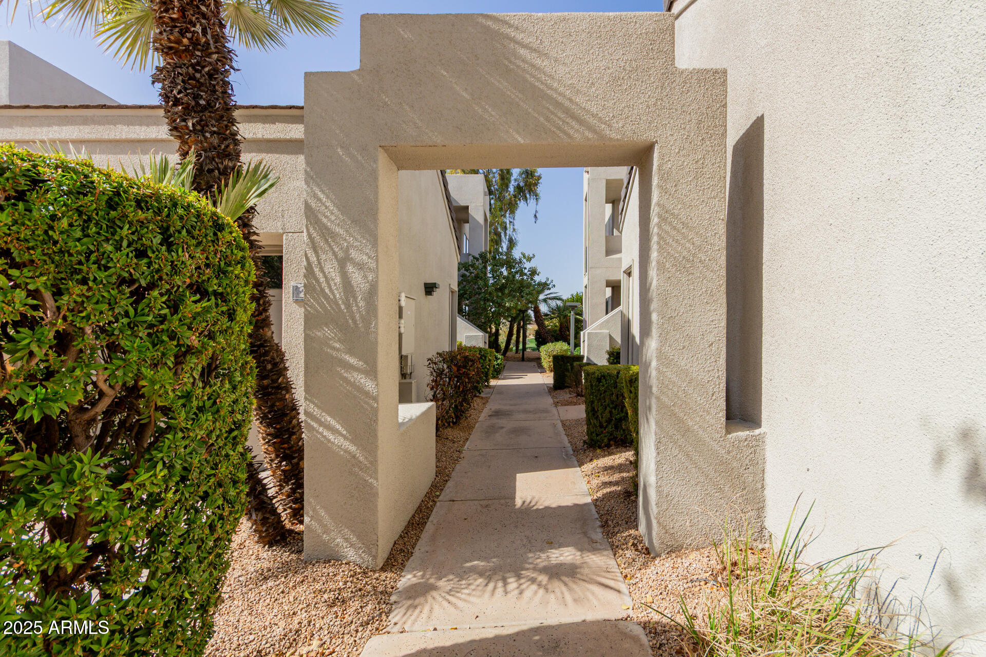 7700 E GAINEY RANCH Road 127