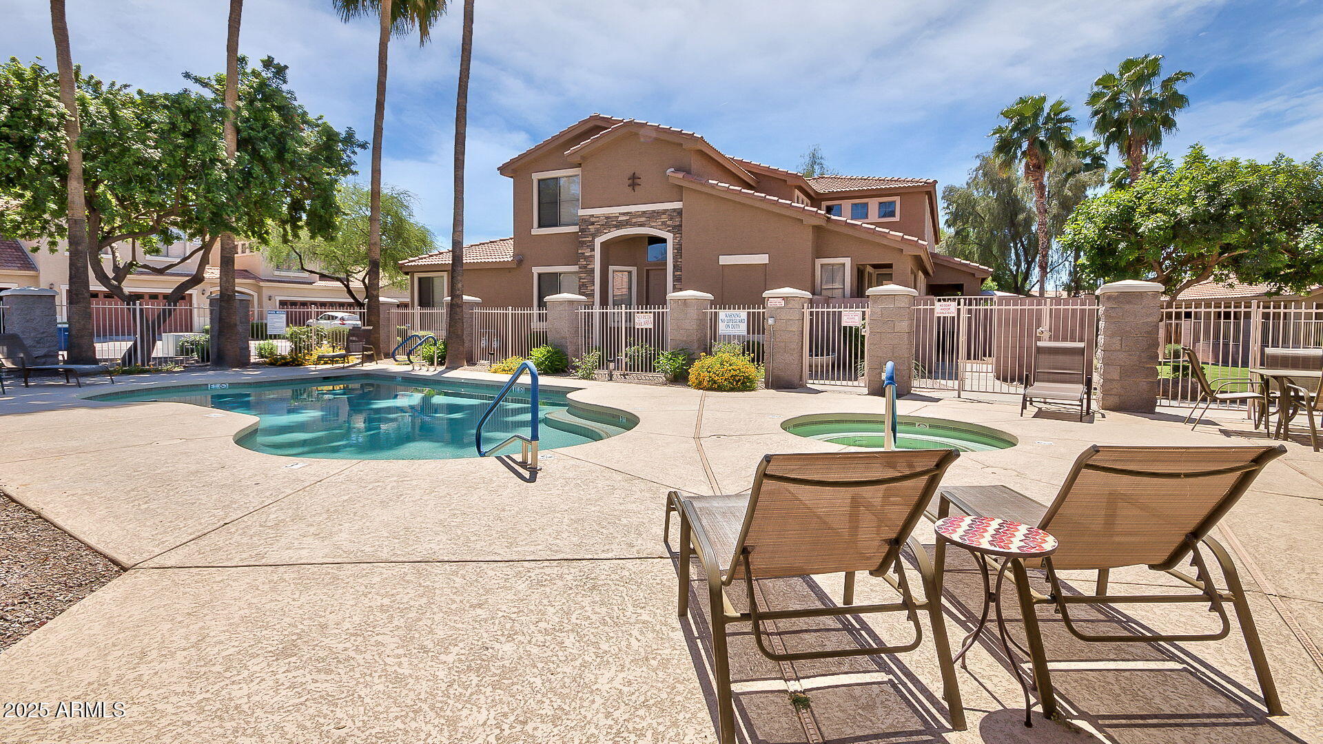 5415 E MCKELLIPS Road 24