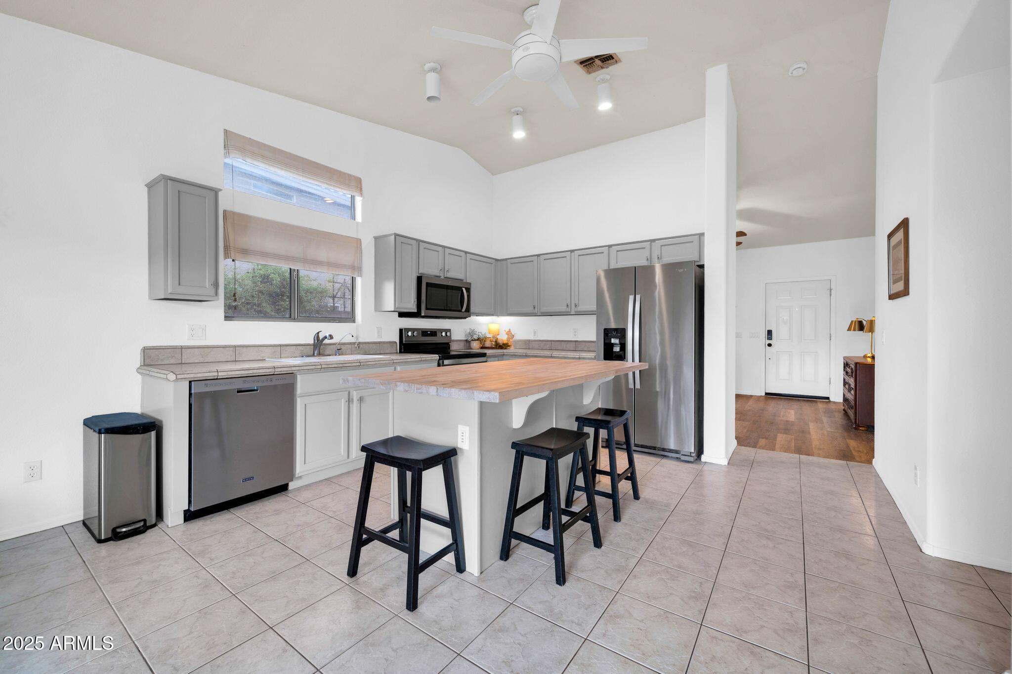 4533 E COYOTE WASH Drive