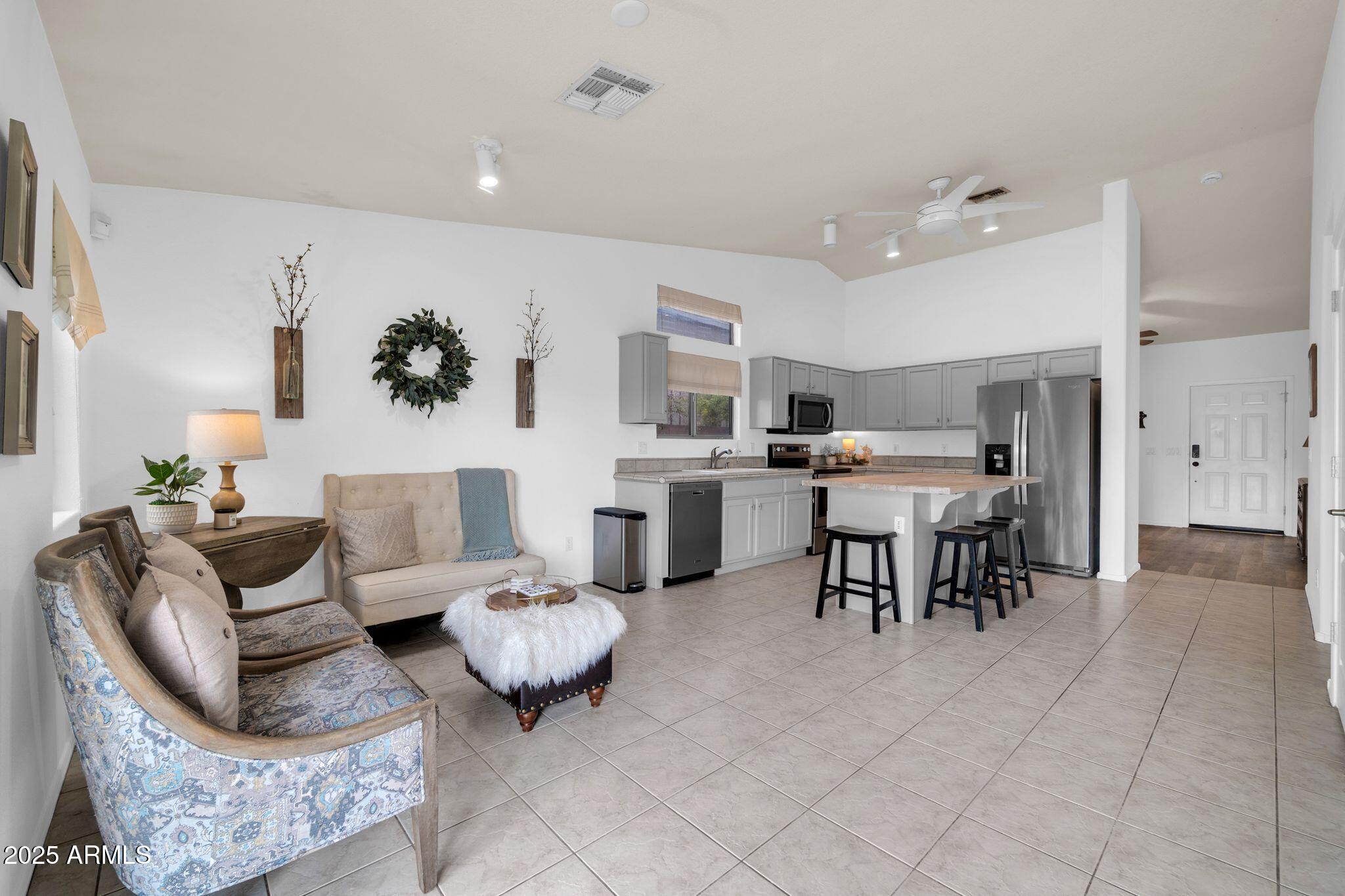 4533 E COYOTE WASH Drive