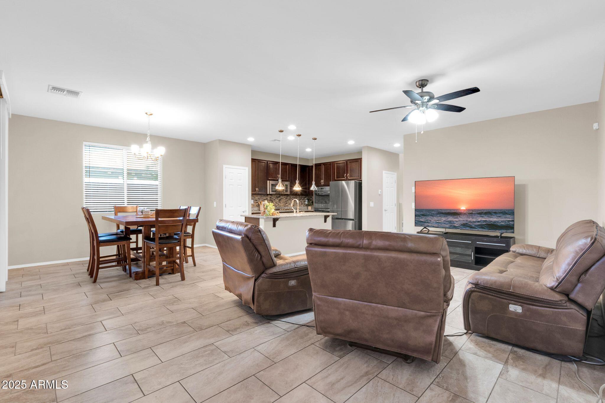 314 N 79TH Place