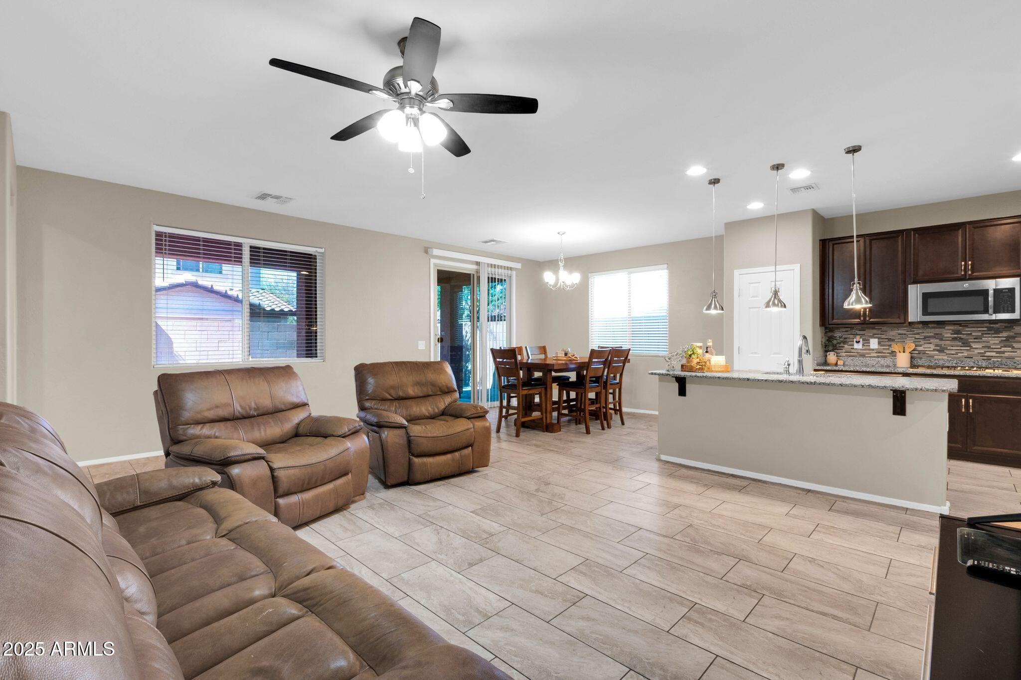 314 N 79TH Place