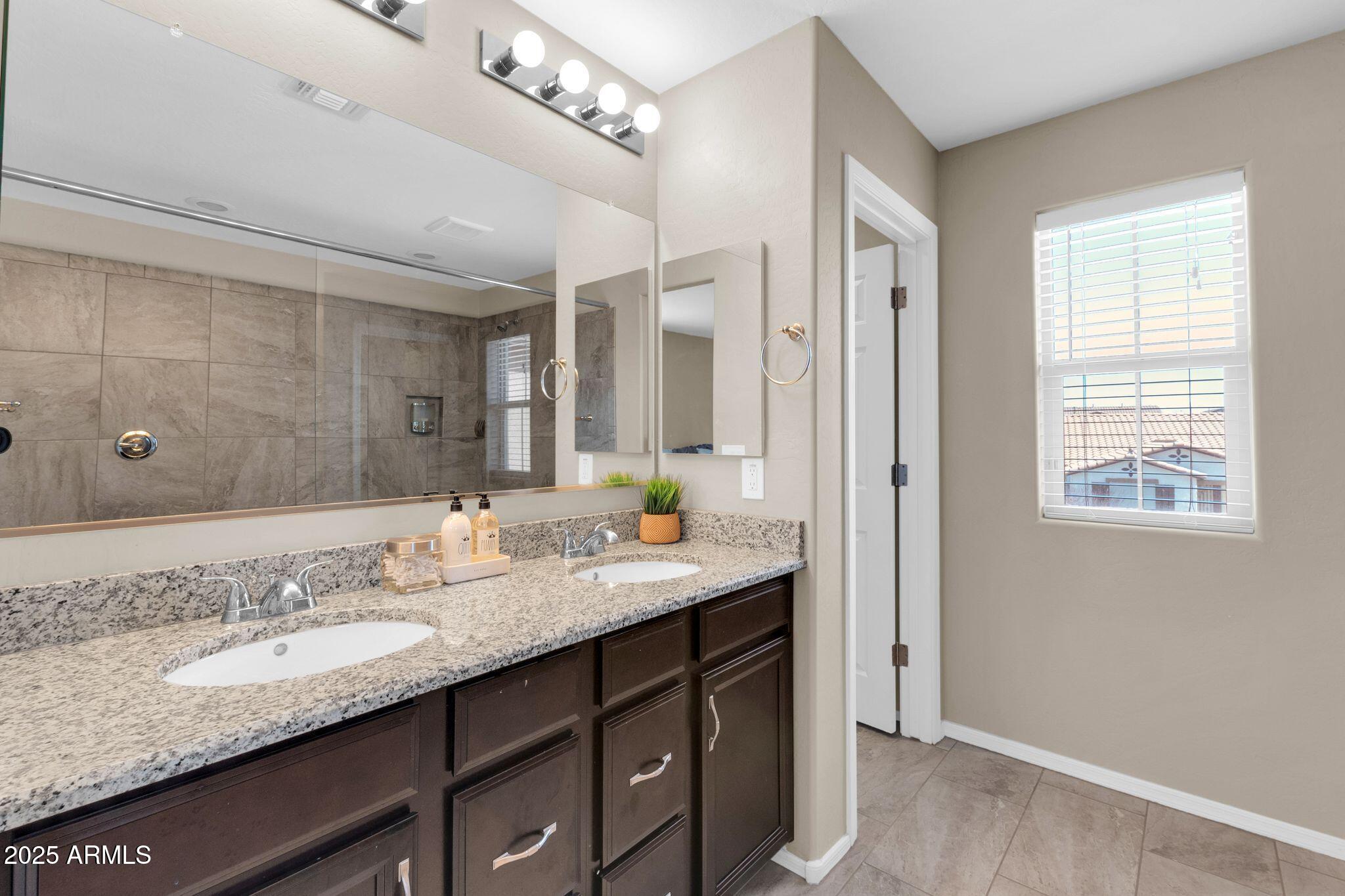 314 N 79TH Place