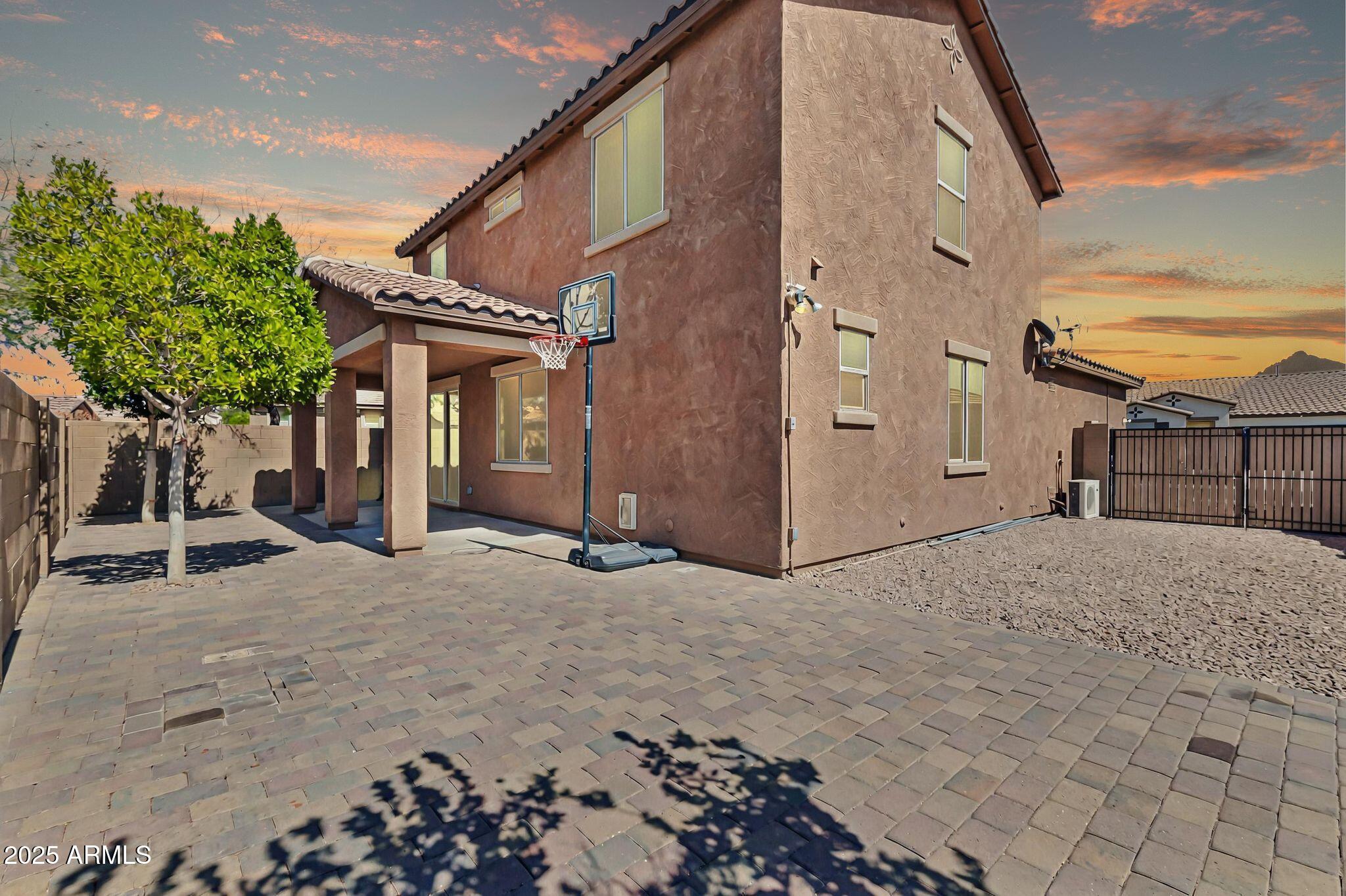 314 N 79TH Place