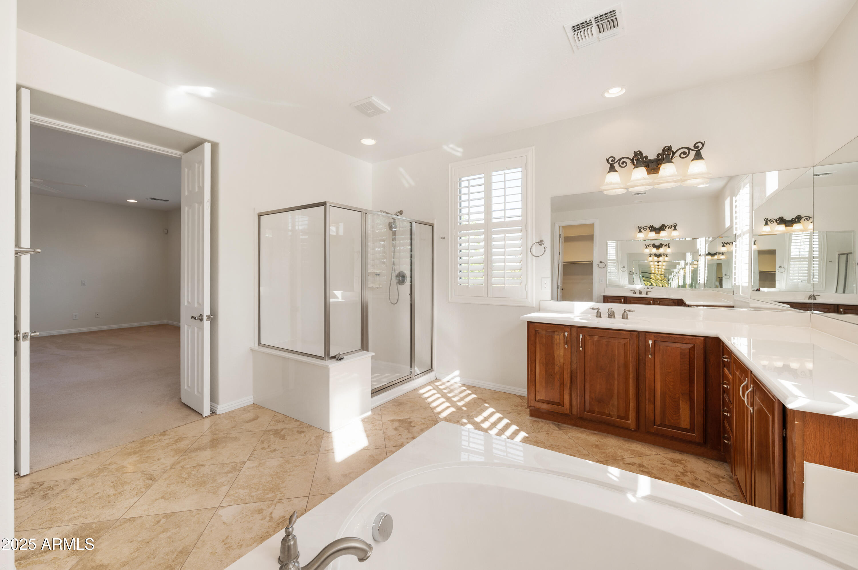 40213 N NOBLE HAWK Court