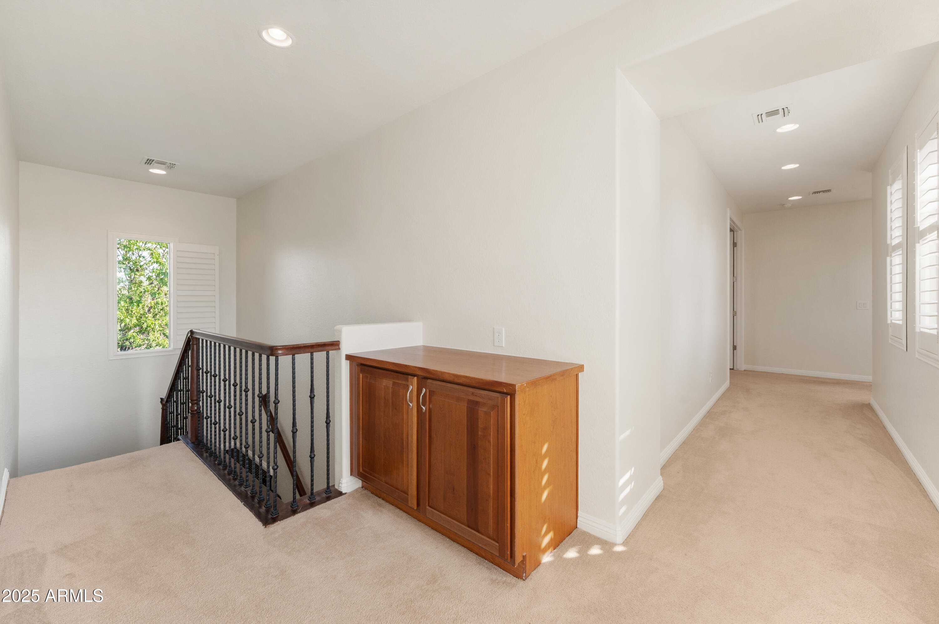 40213 N NOBLE HAWK Court