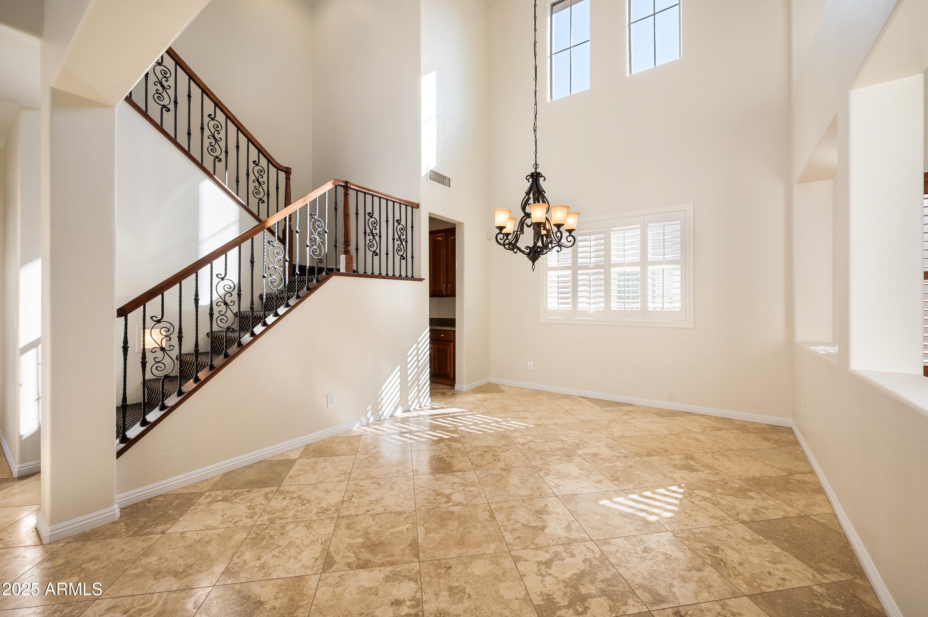 40213 N NOBLE HAWK Court