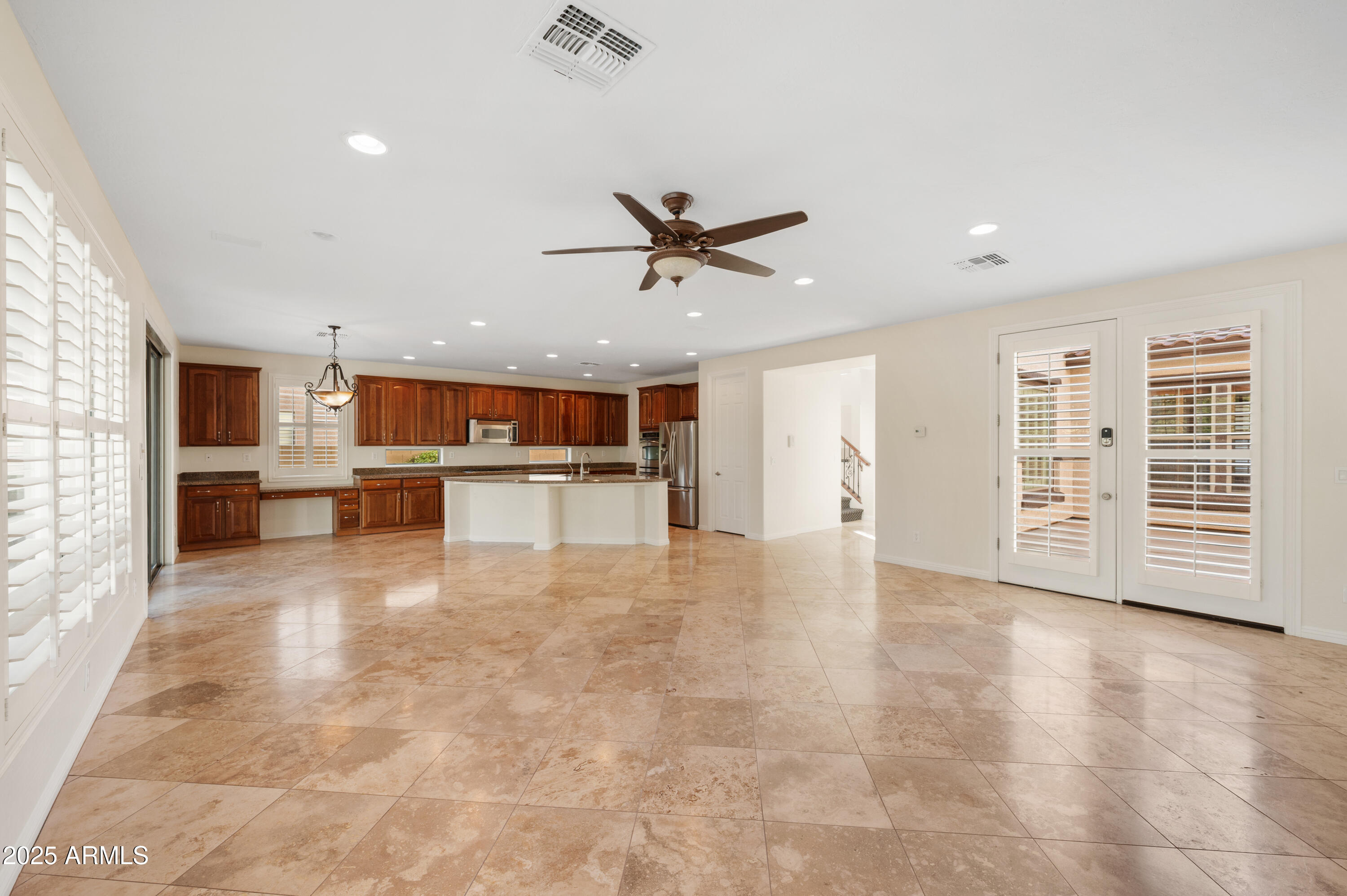 40213 N NOBLE HAWK Court