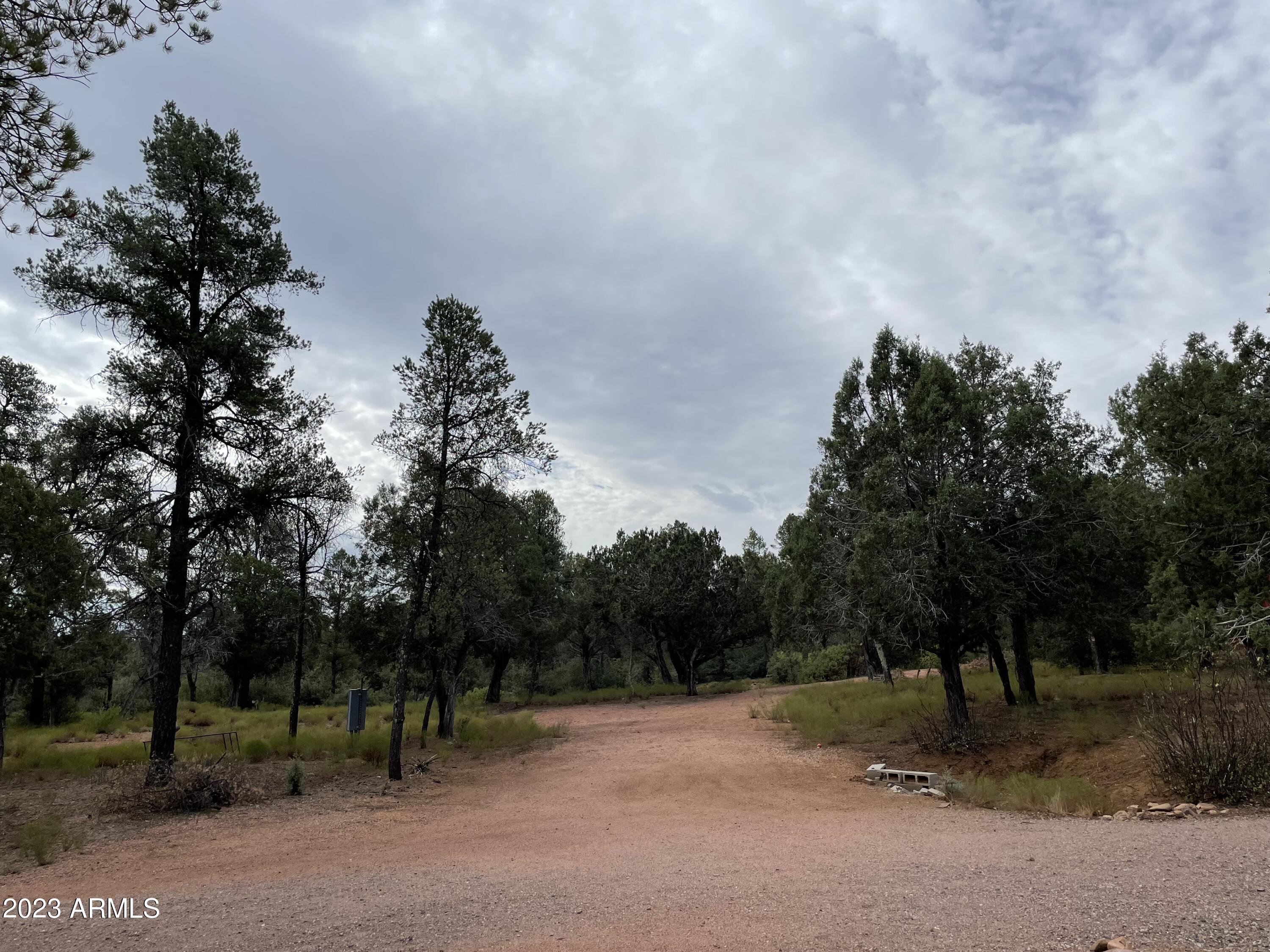 200 W Round Valley Road