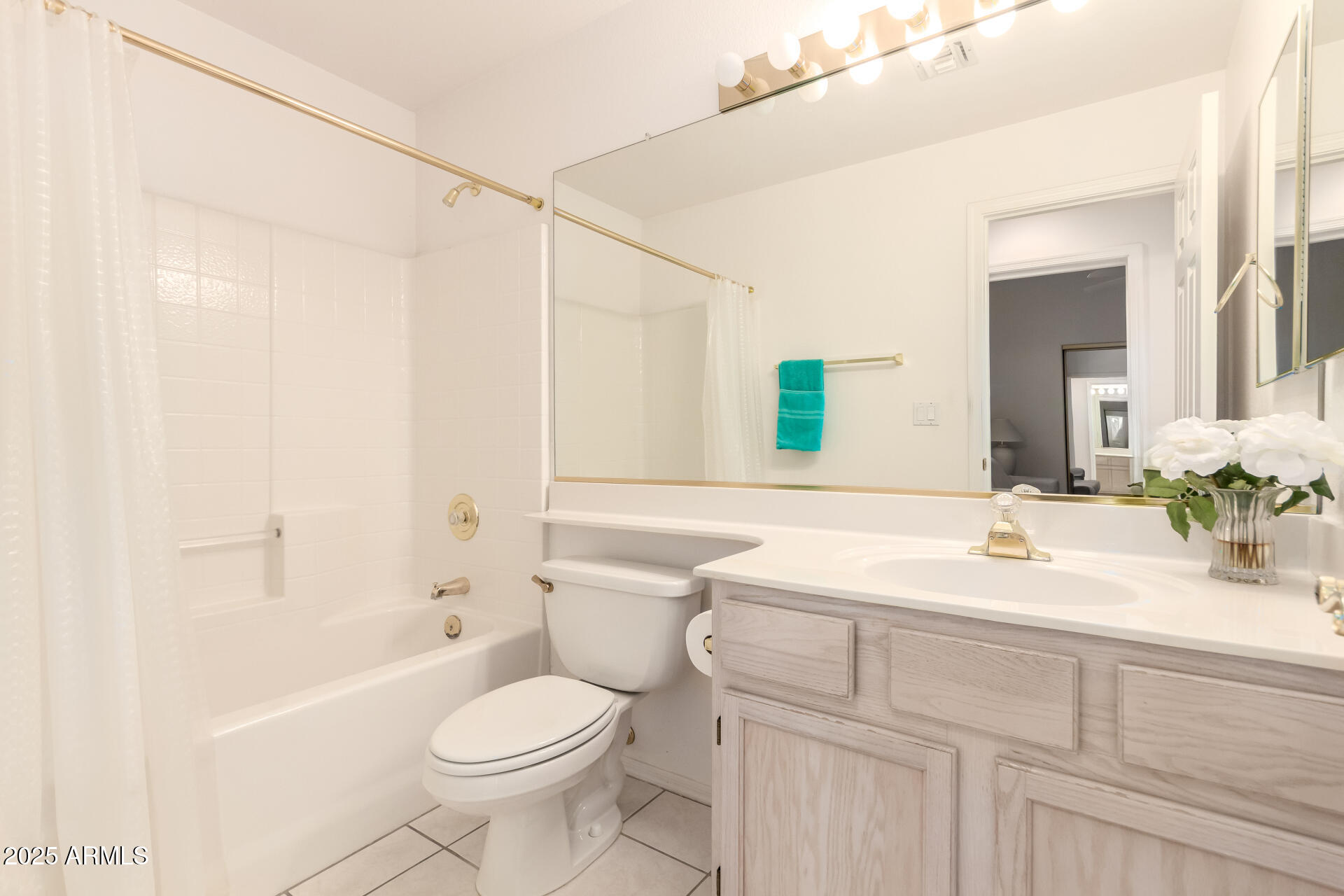 12244 N TOWER Drive