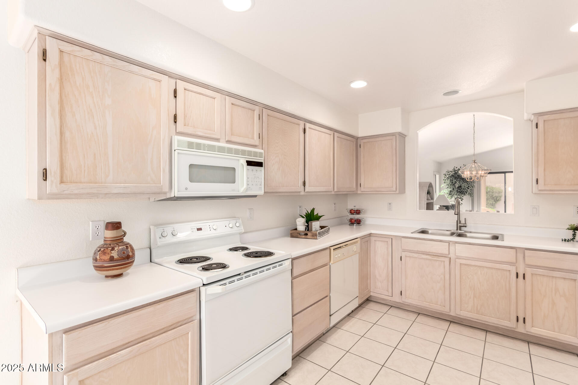 12244 N TOWER Drive