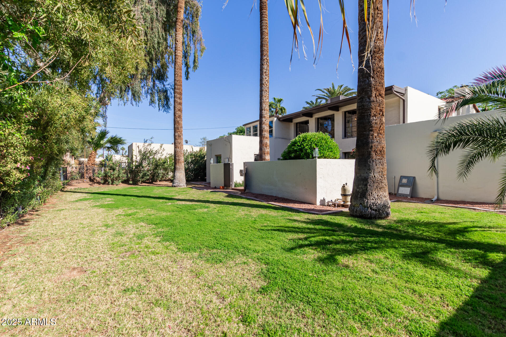 374 E VERDE Lane