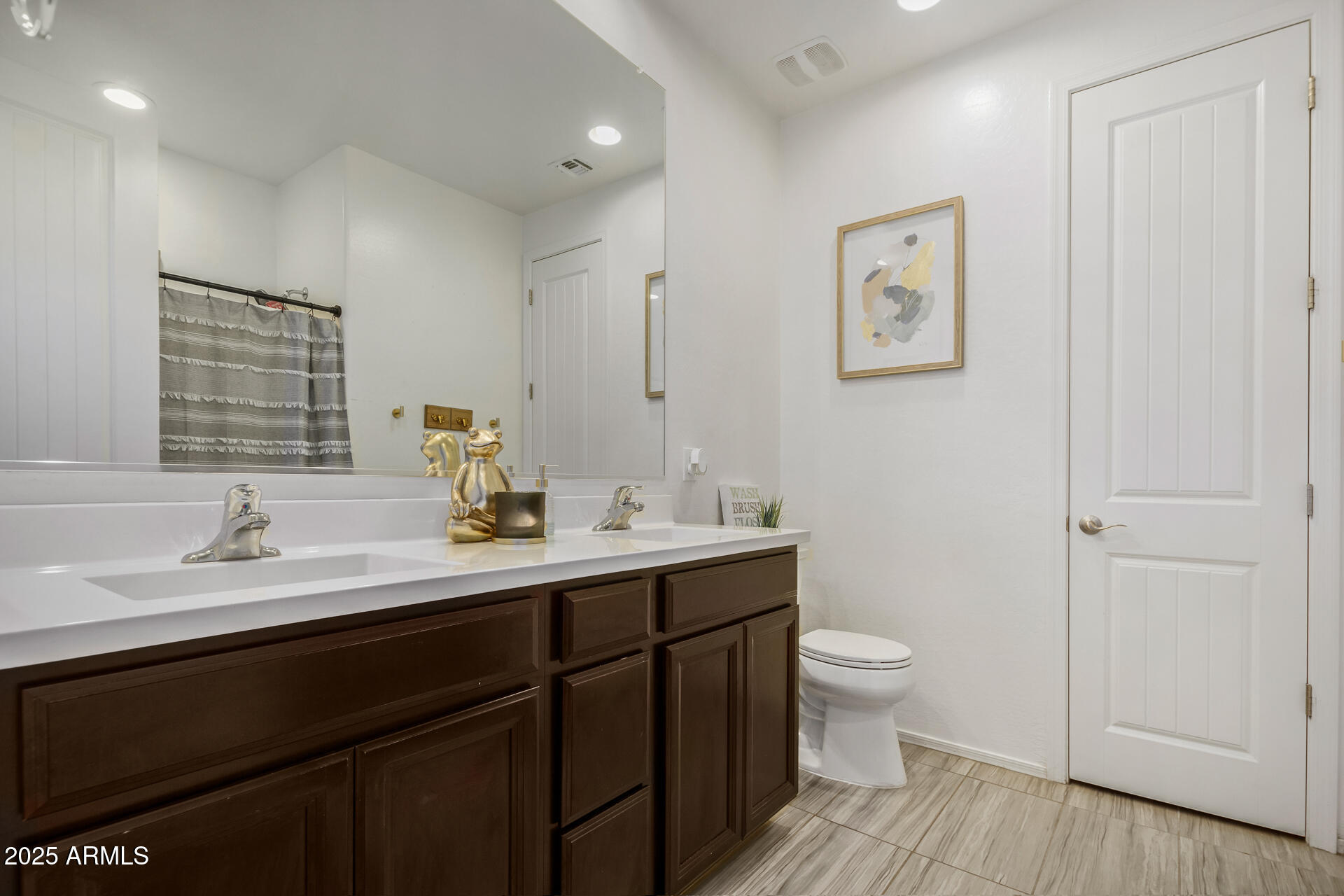 246 E Vicenza Drive