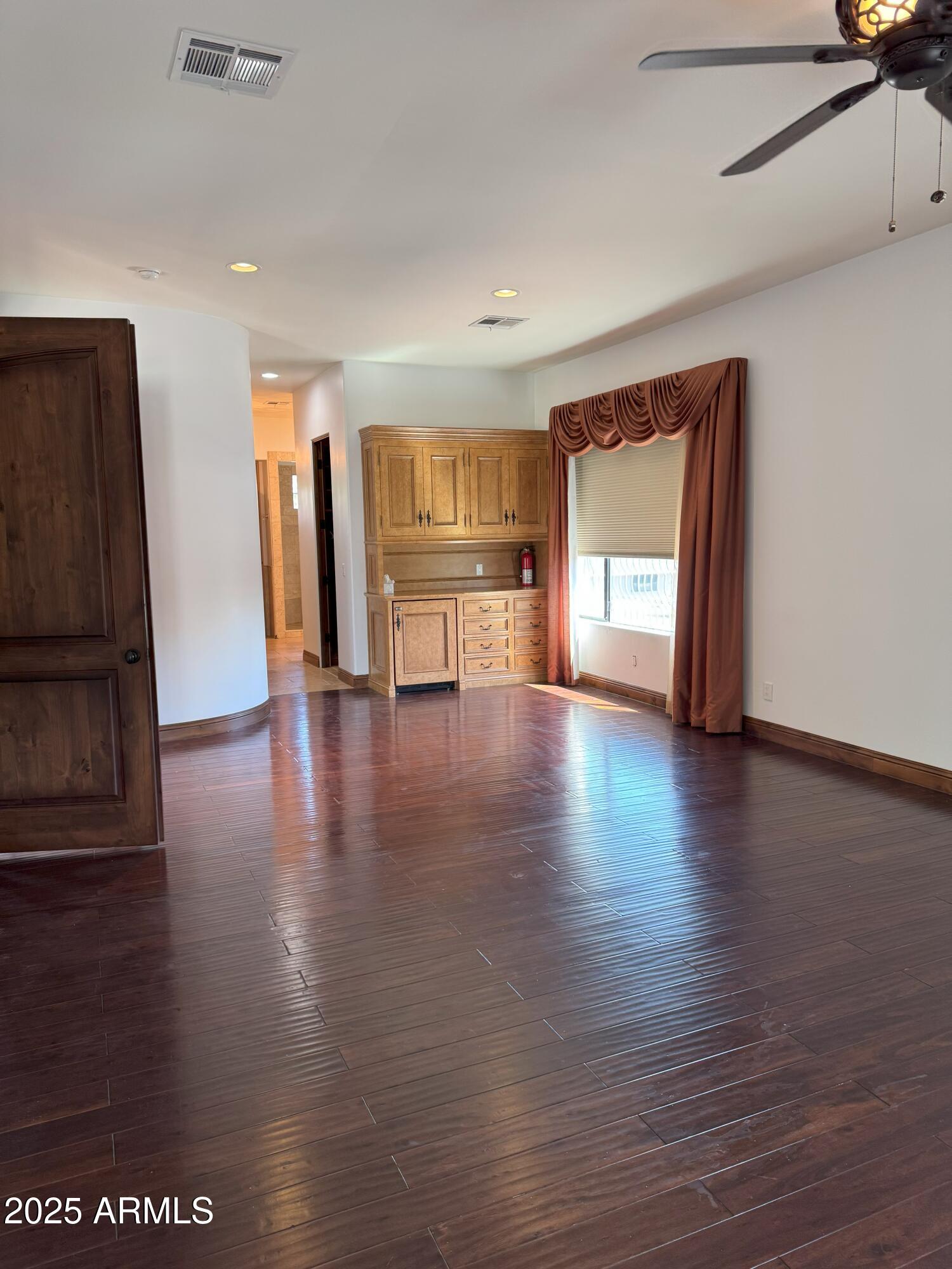 201 W Frier Drive