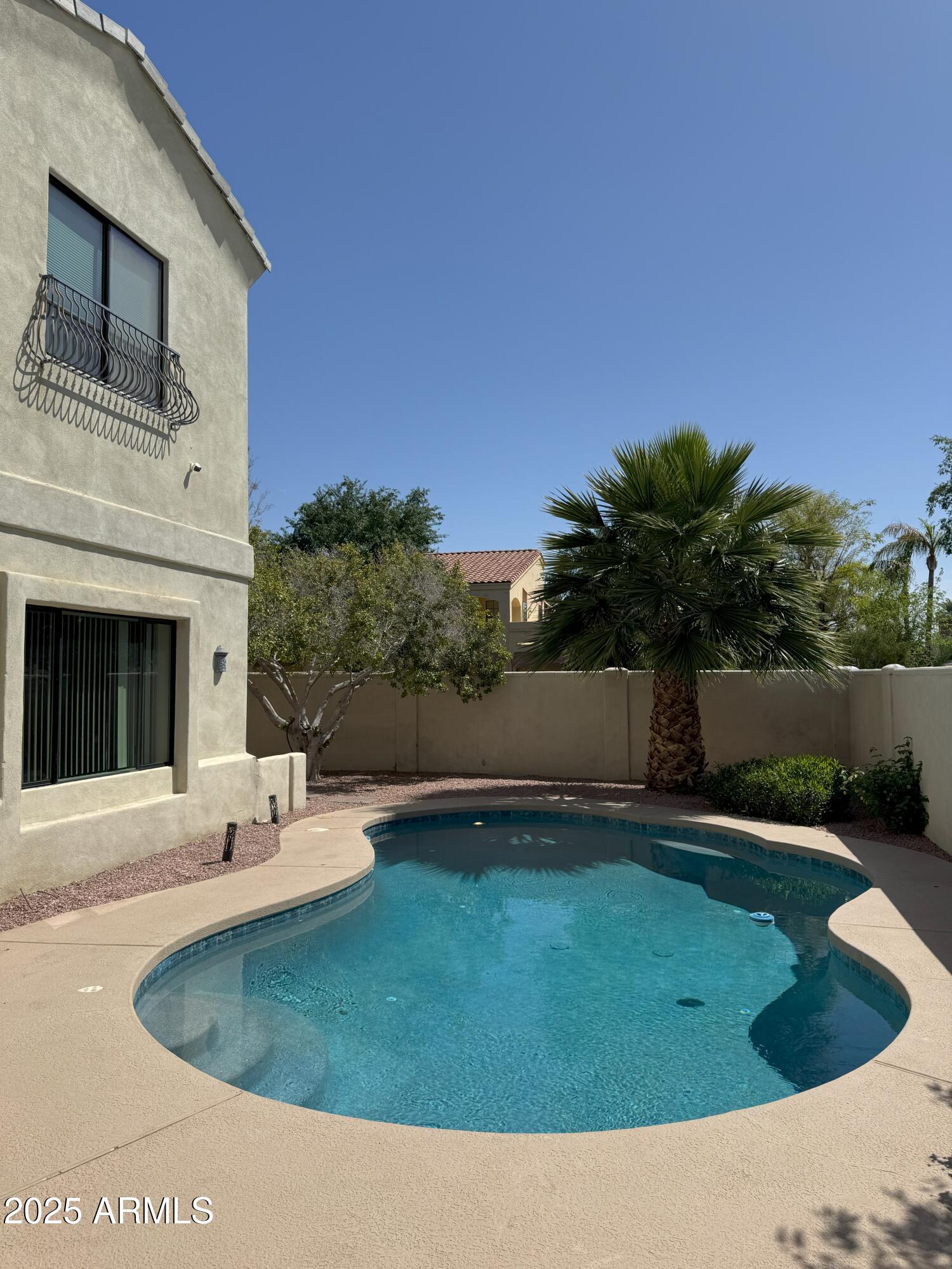 201 W Frier Drive