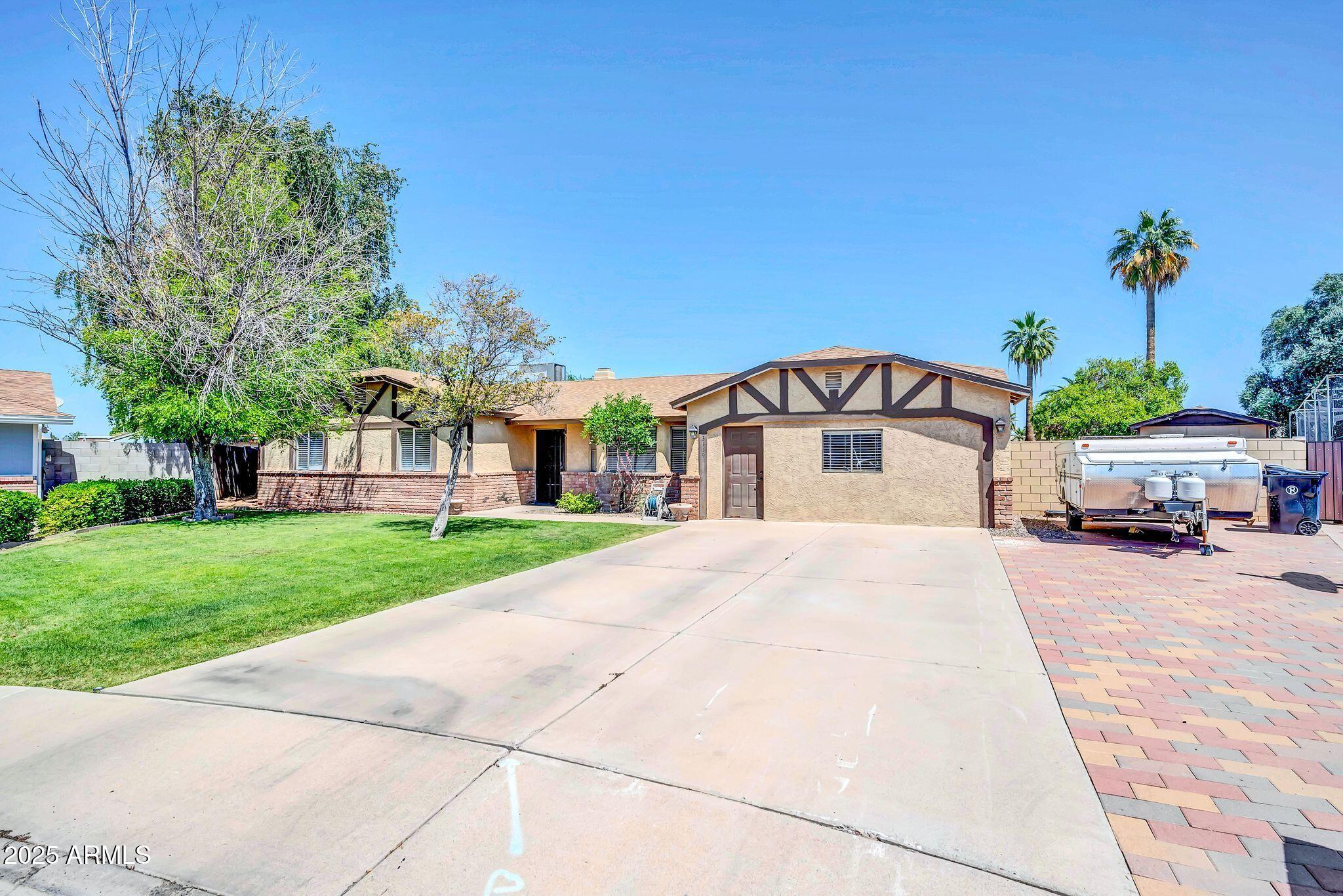 3119 S STEWART Circle