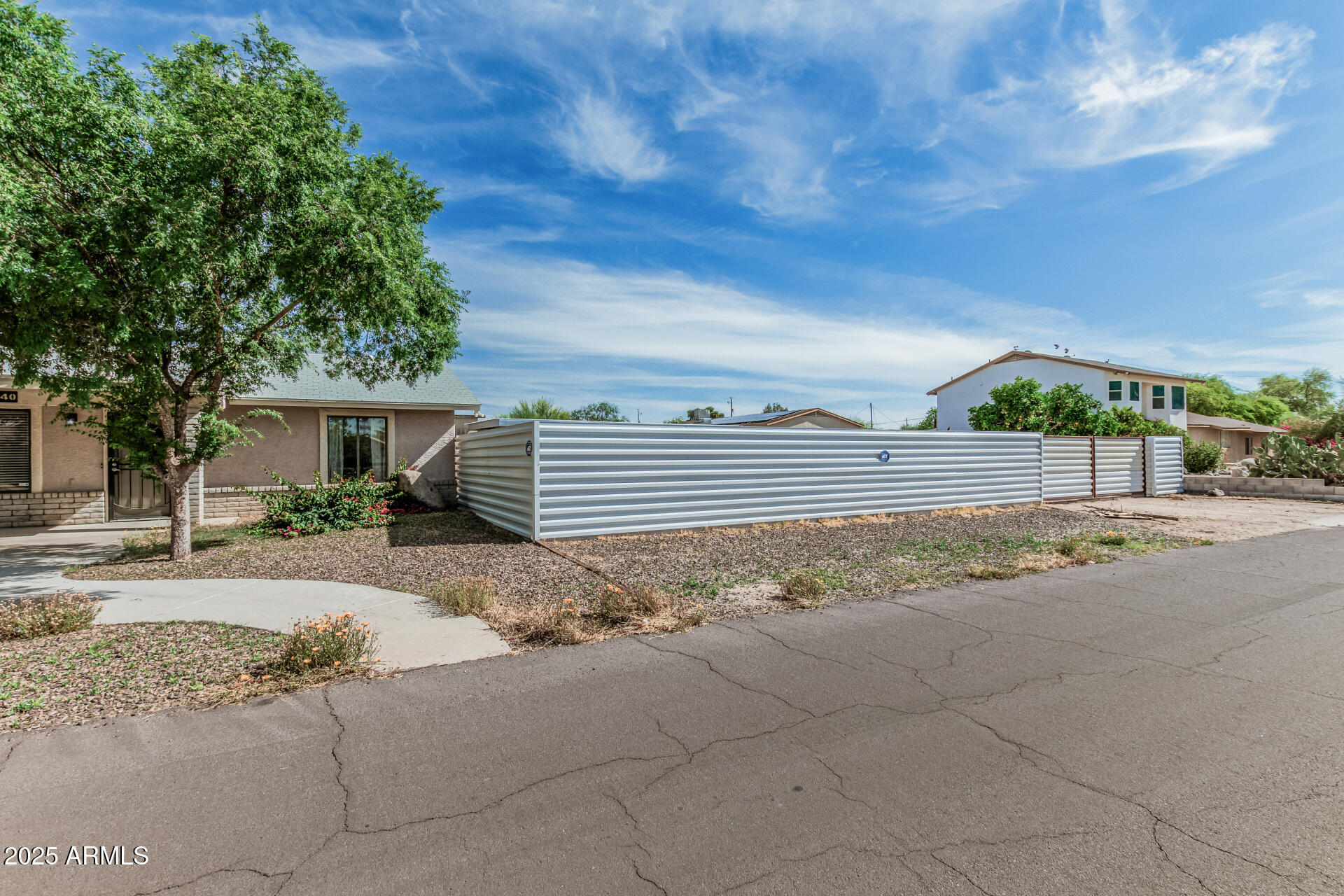 2640 E Campo Bello Drive