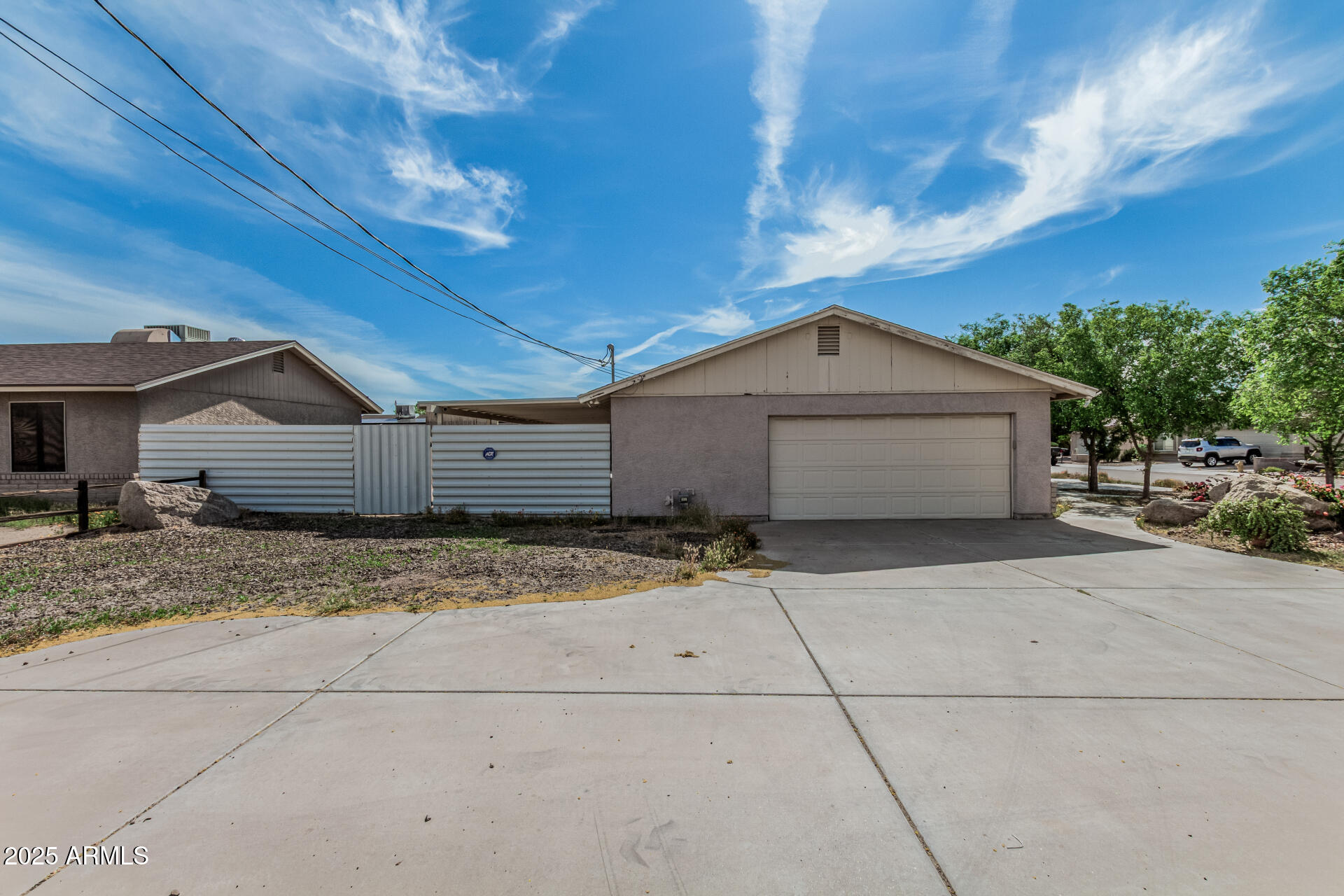 2640 E Campo Bello Drive