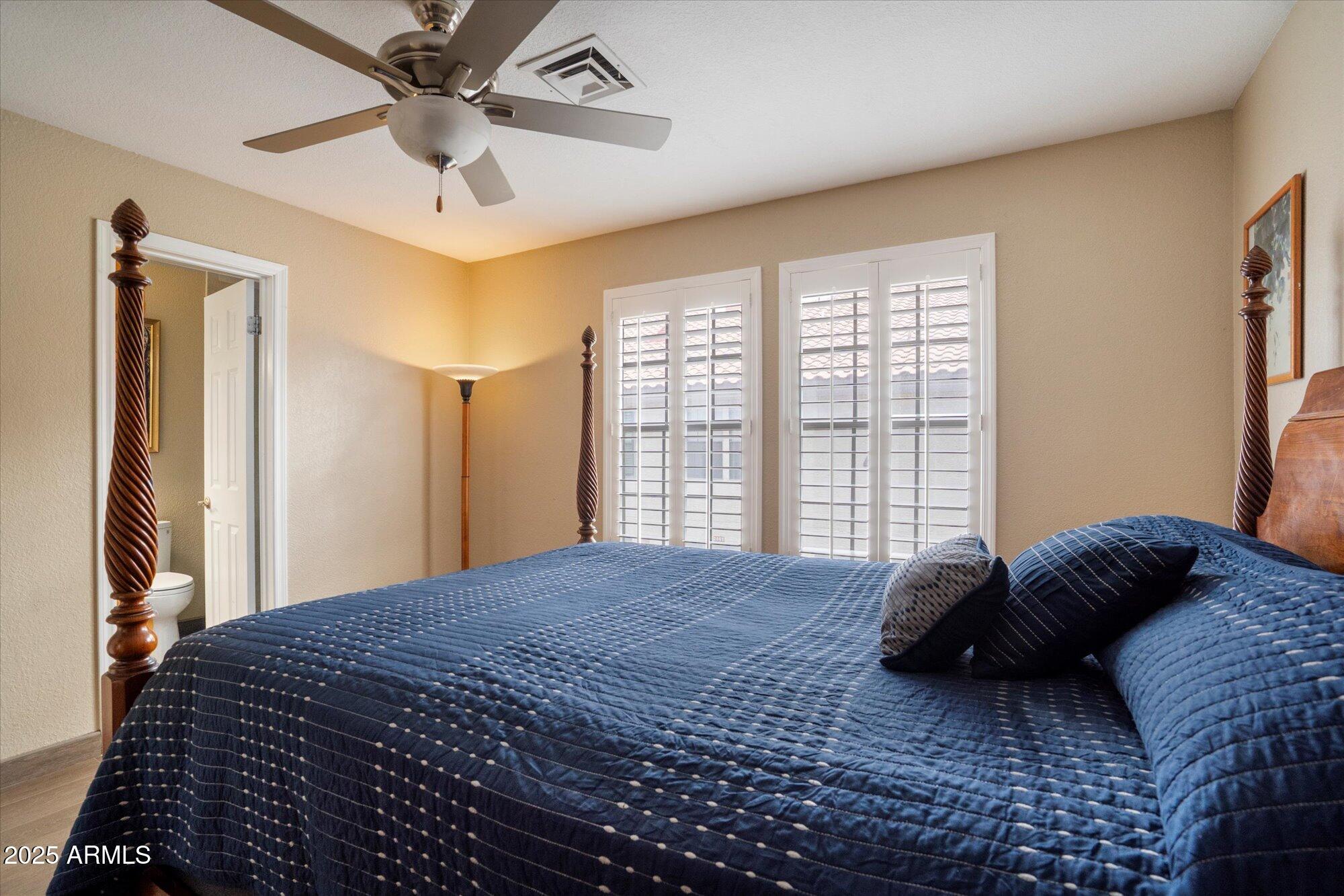 2333 E SOUTHERN Avenue 2100