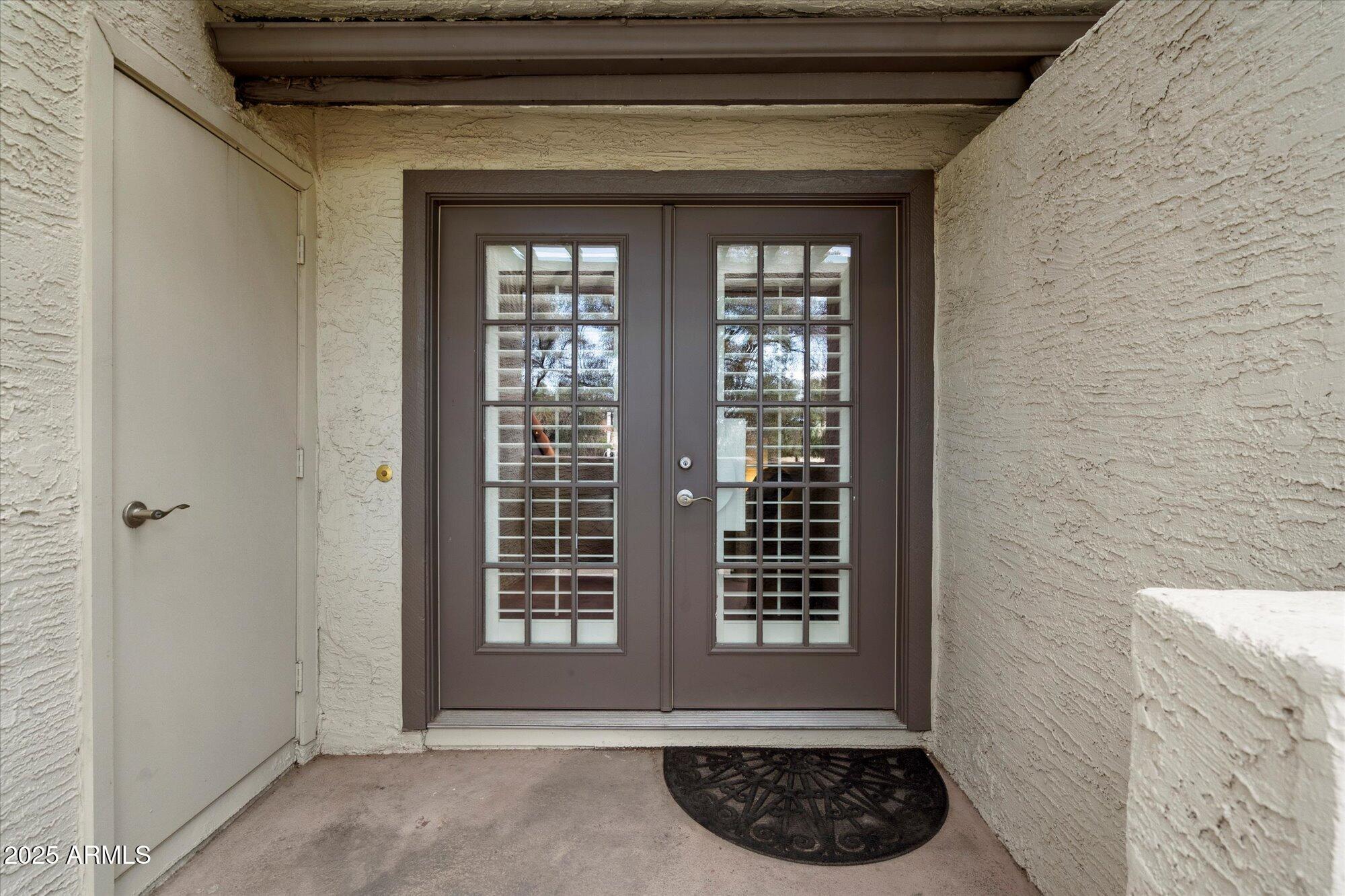 2333 E SOUTHERN Avenue 2100