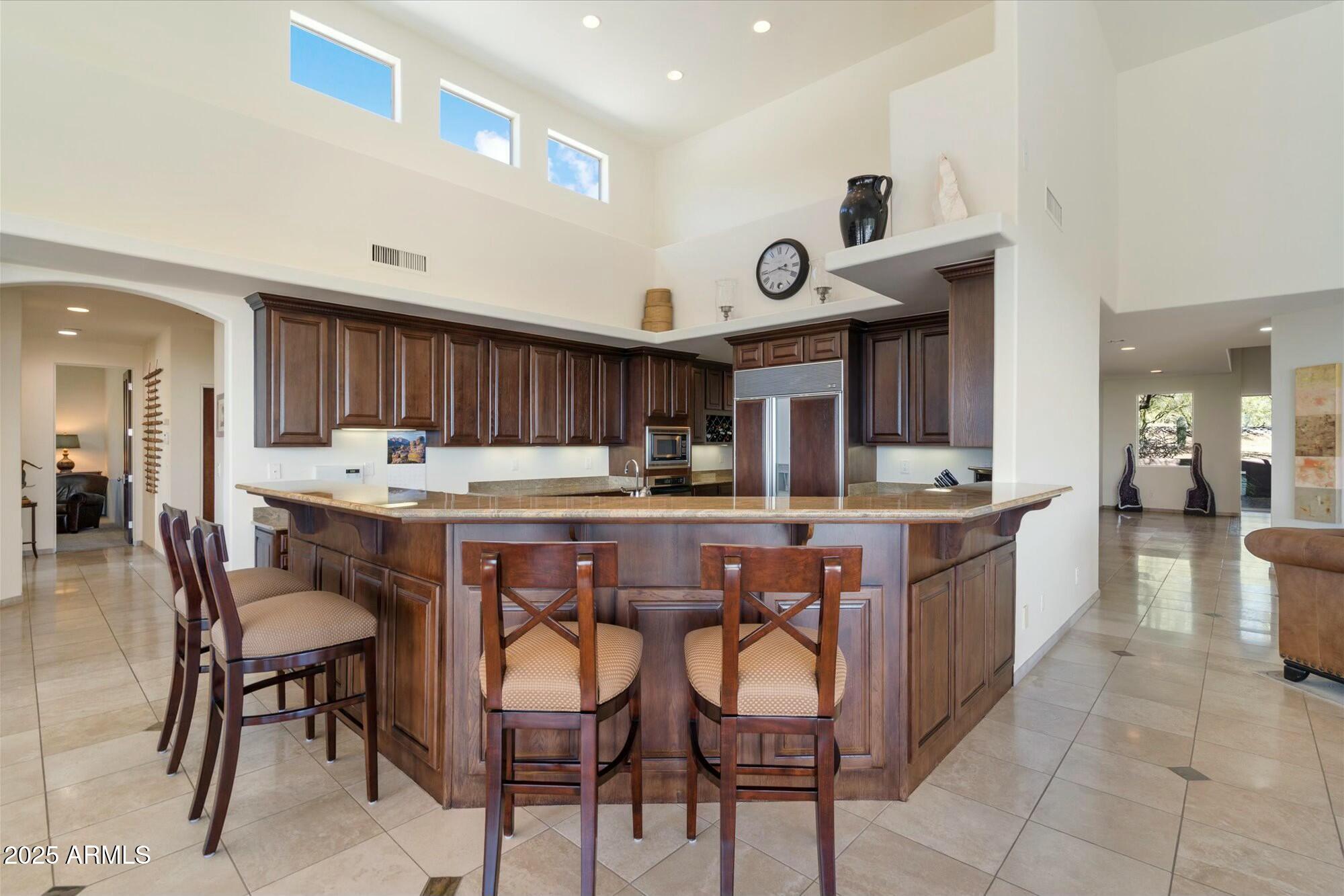 6407 E OLD PAINT Trail