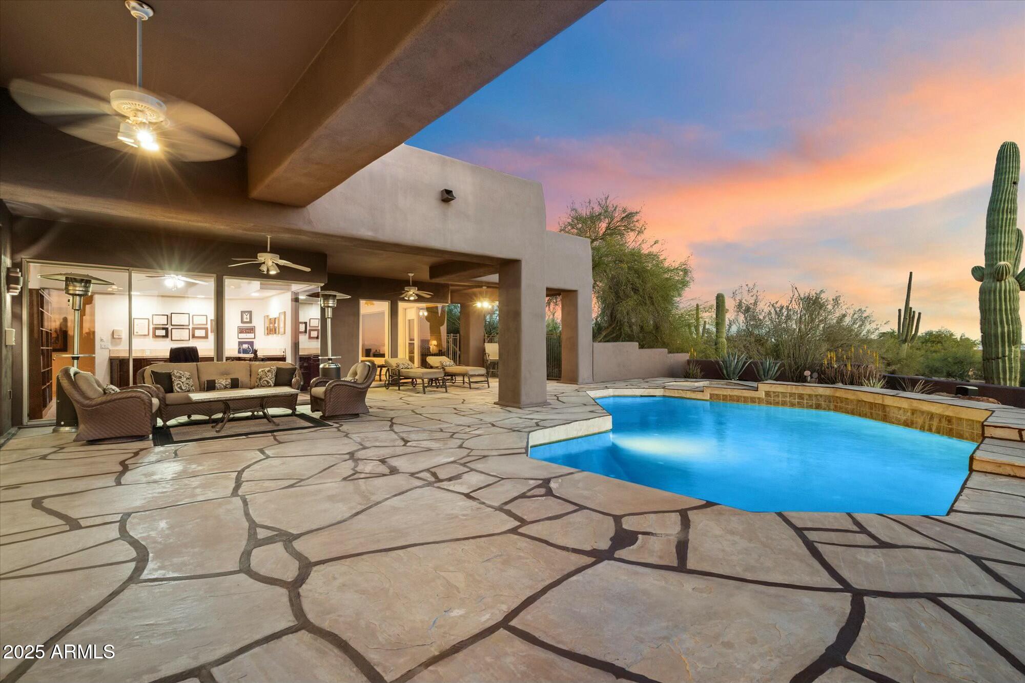 6407 E OLD PAINT Trail
