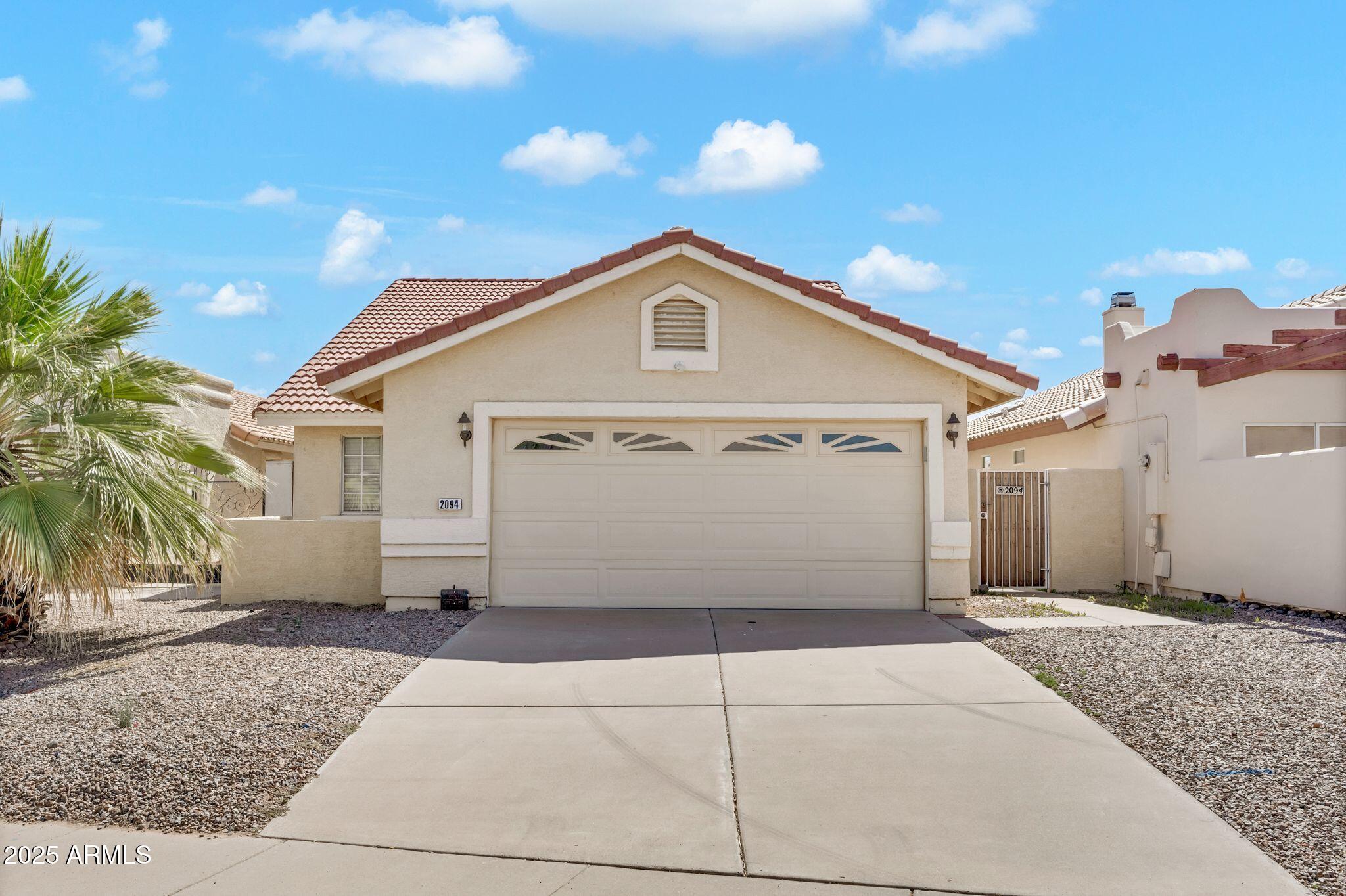 2094 N SWEETWATER Drive