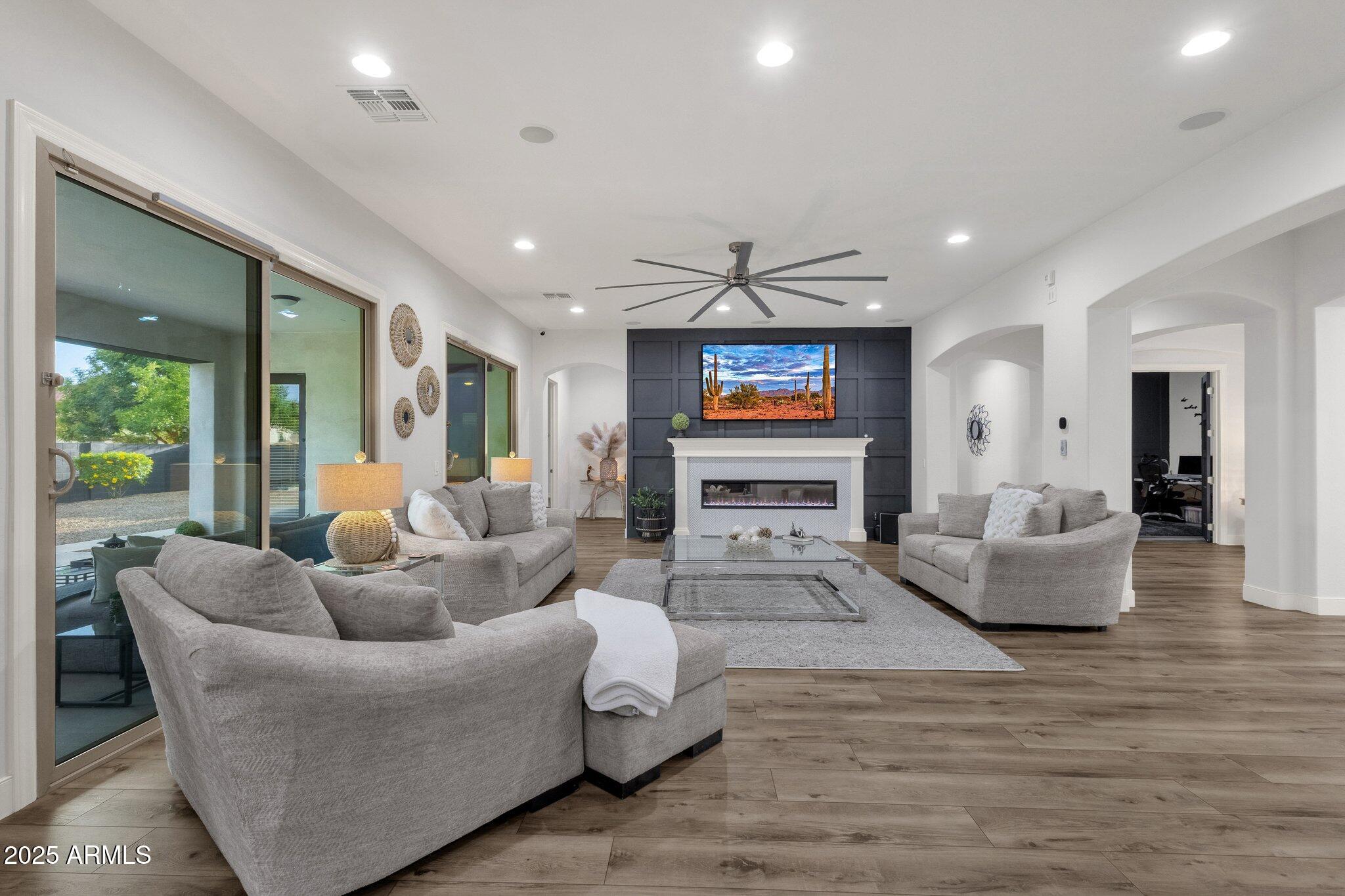 20165 E VIA DEL PALO Drive